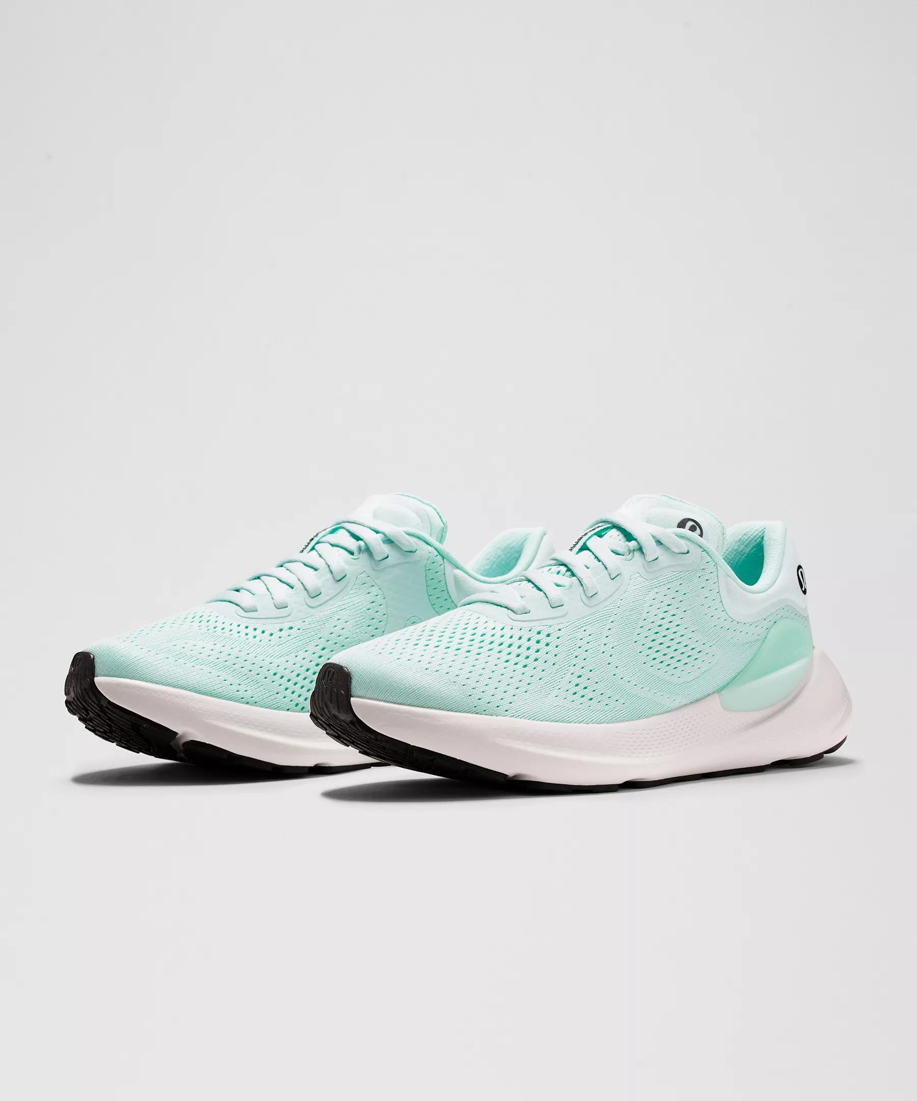 Women's Beyondfeel Running Shoe Product Image