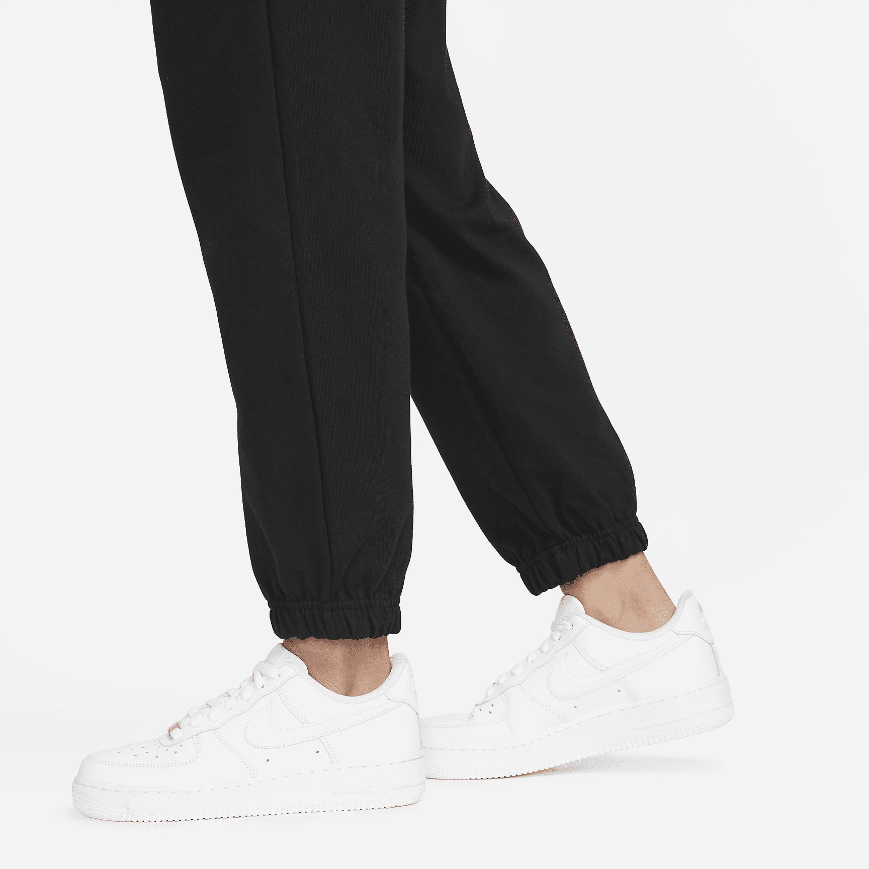 Nike Sportswear Women's Easy Joggers Product Image