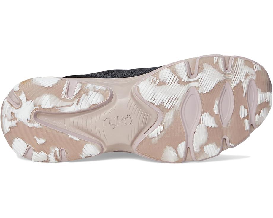 Devotion X TR Walking Shoes Product Image