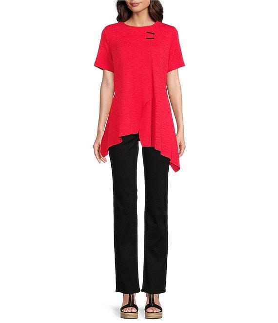 Calessa Petite Size Textured Knit Scoop Neck Short Sleeve Asymmetric Hem Tunic Product Image