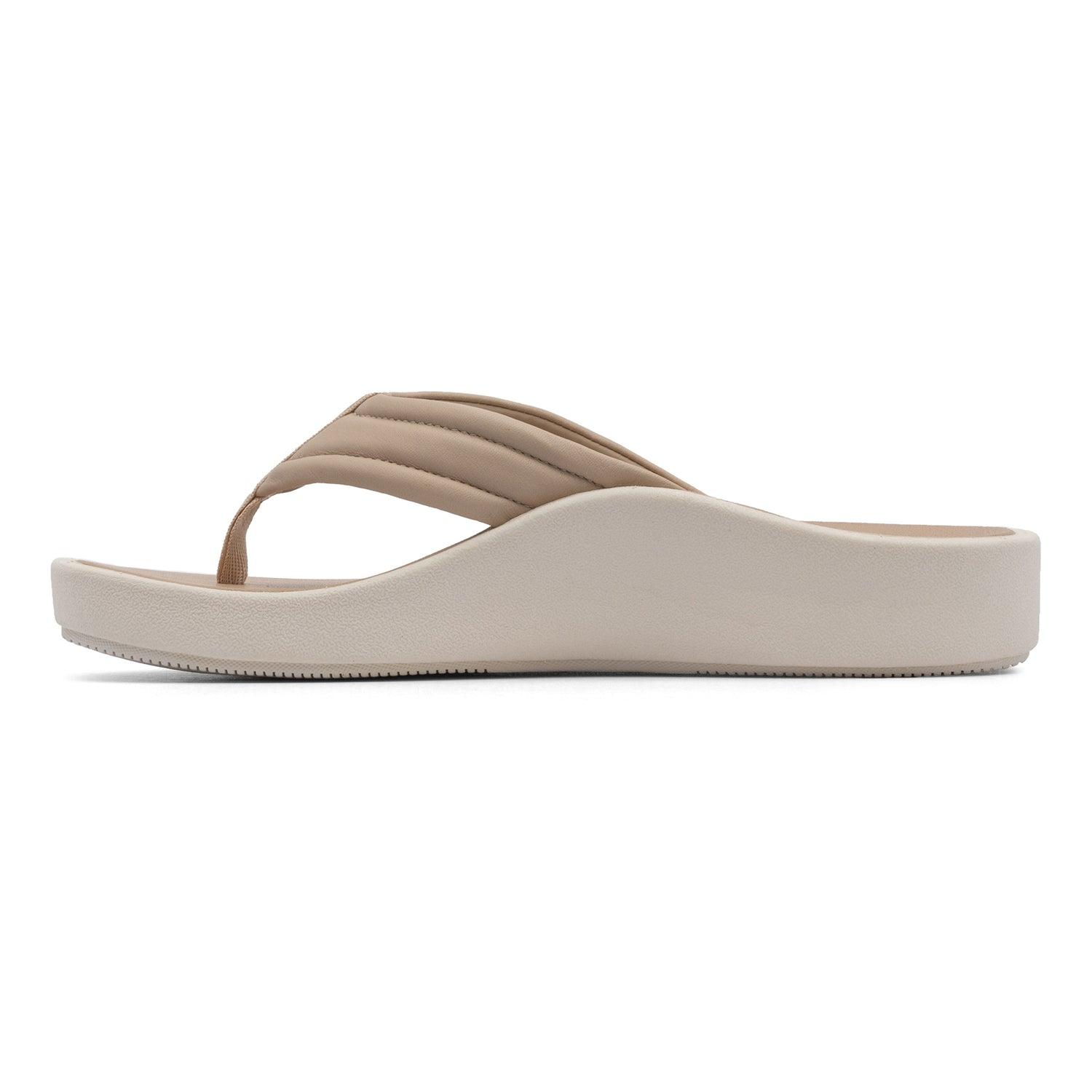 Paseo Thong Sandal Female Product Image