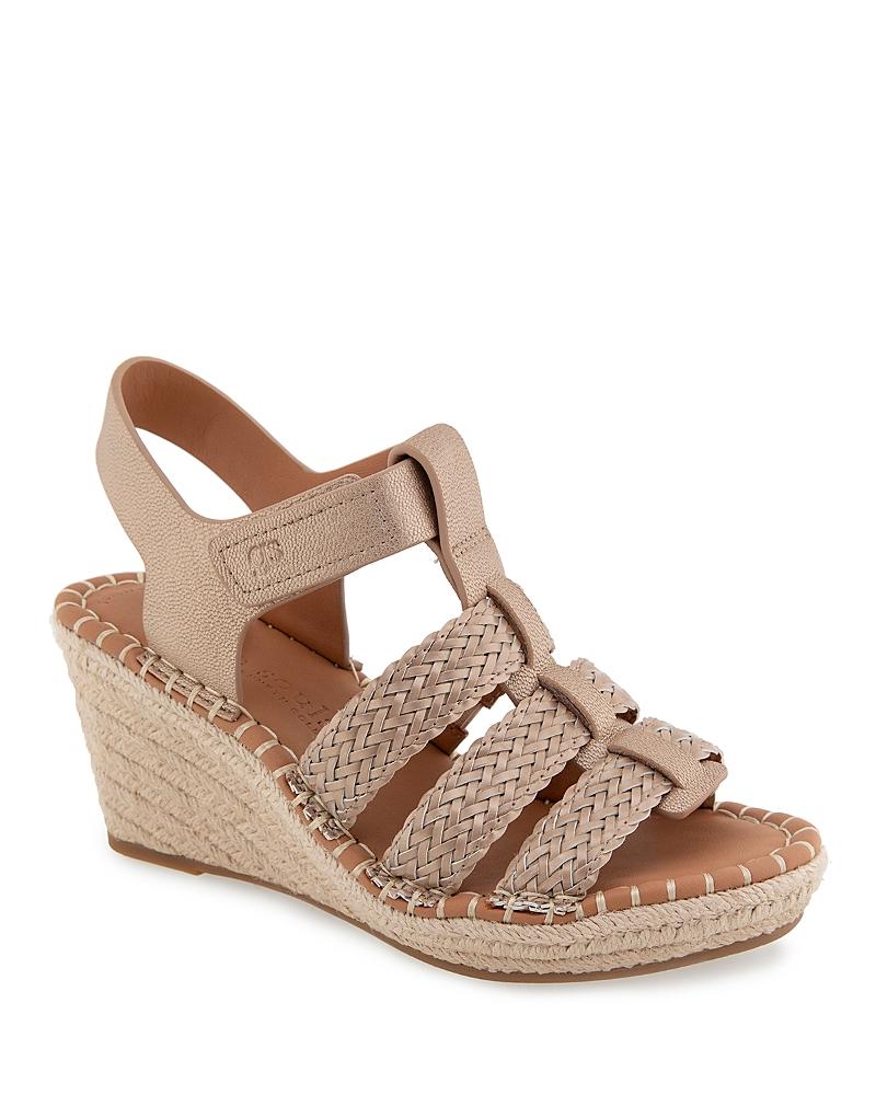 Gentle Souls by Kenneth Cole Womens Capelin Woven Sandals Product Image