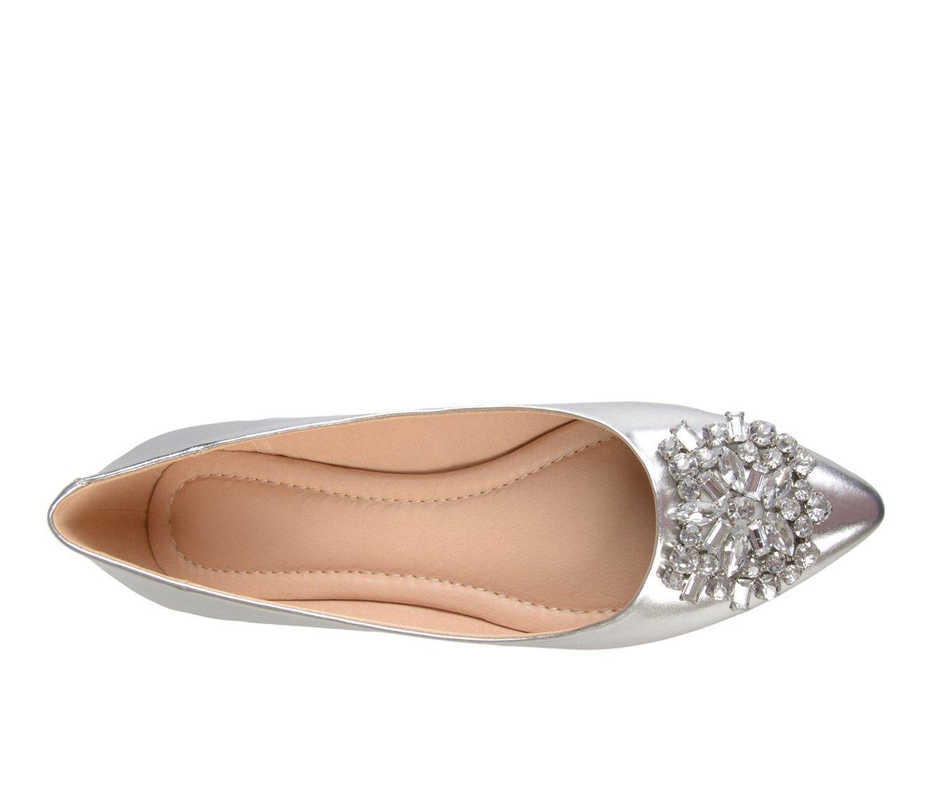 Women's Journee Collection Renzo Flats Product Image