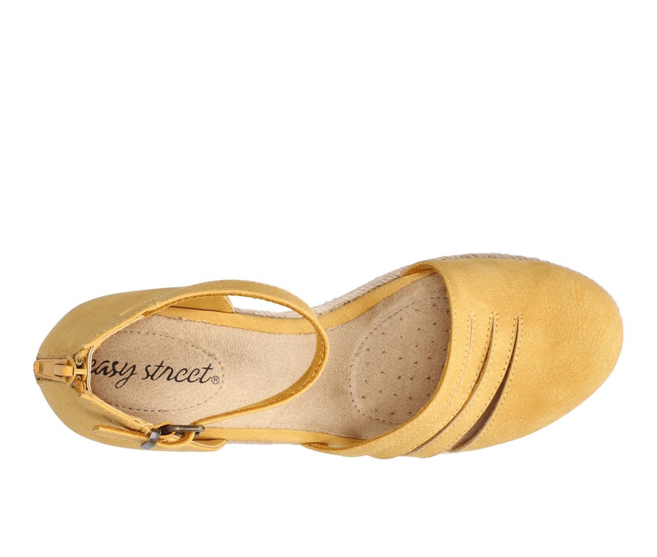 Women's Easy Street Daytona Wedges Product Image