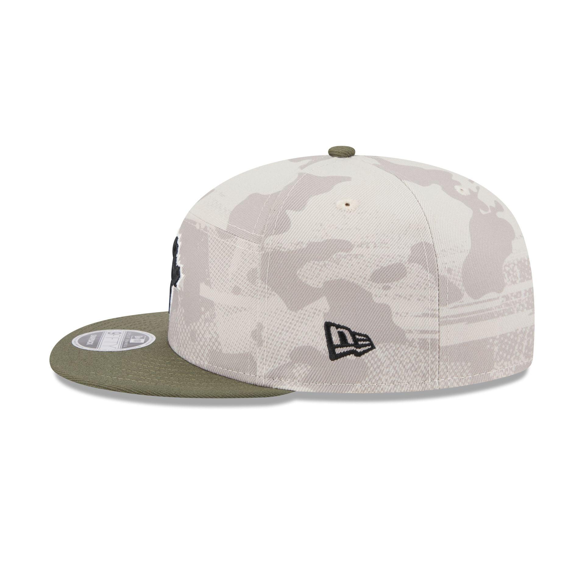 Toronto Blue Jays Armed Forces Day 2025 Split Panel 9FIFTY Snapback Hat Male Product Image