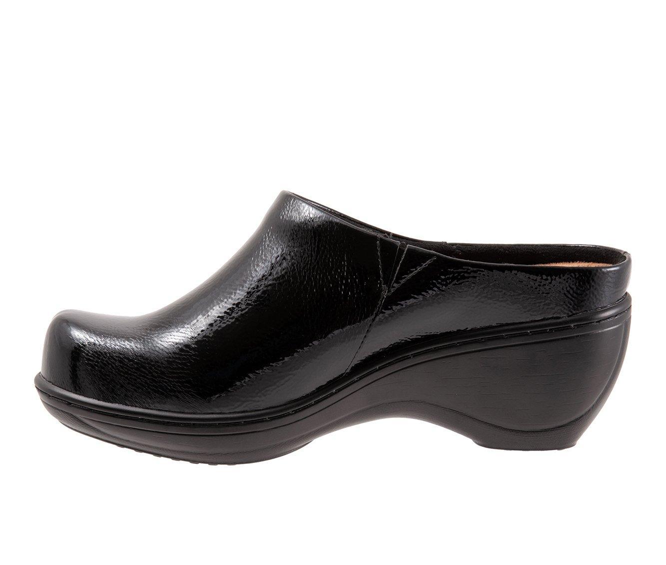 Women's Softwalk Madison Clogs Product Image