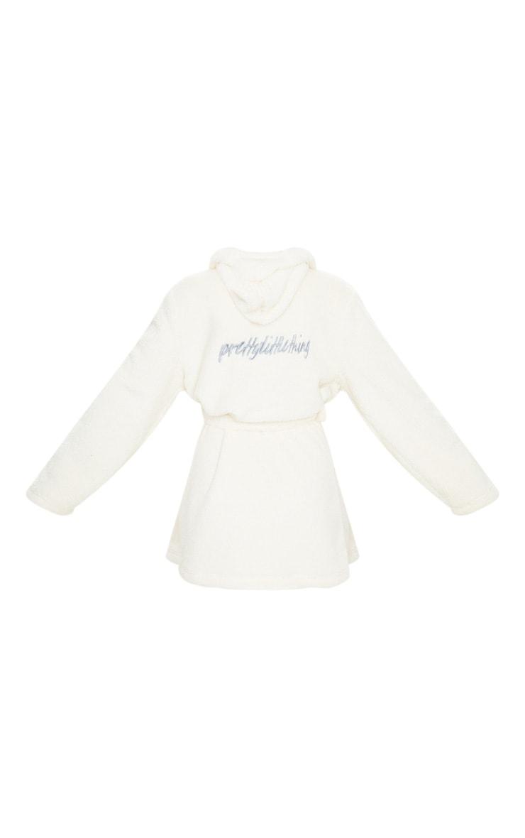 PRETTYLITTLETHING Cream Fluffy Bath Robe Product Image