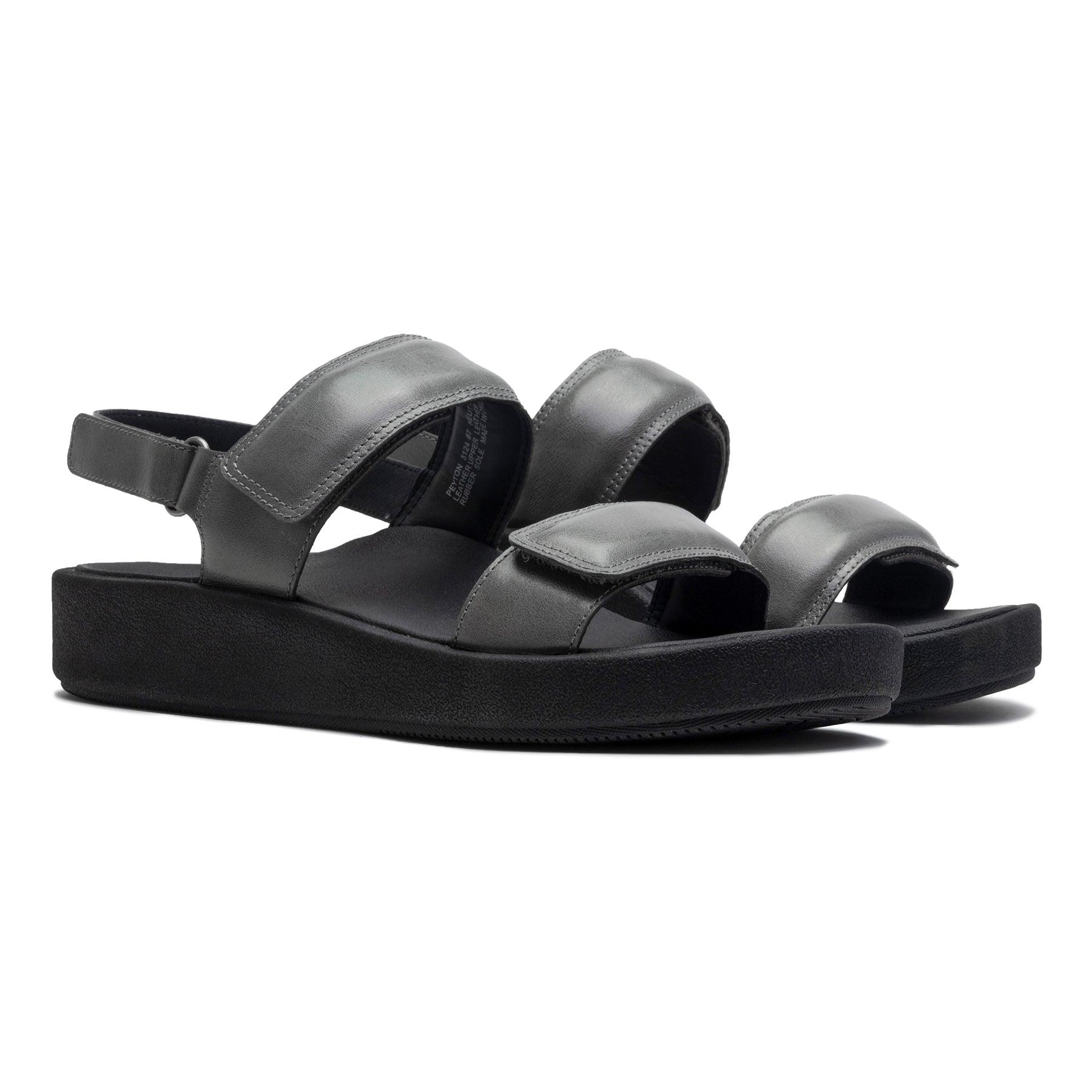 Paseo Sandal Female Product Image