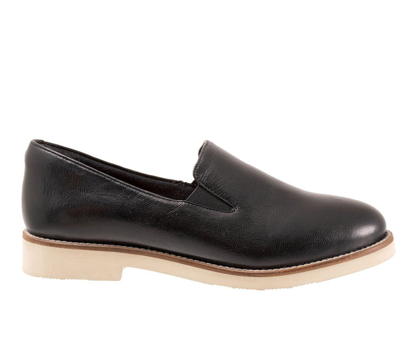 Women's Softwalk Whistle II Heeled Loafers Product Image