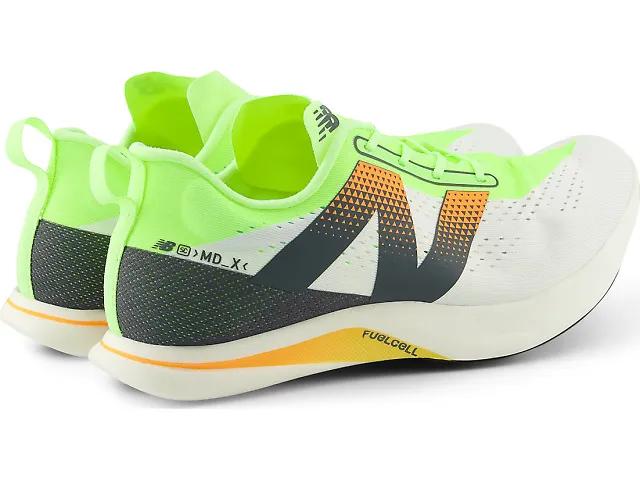 New Balance FuelCell SuperComp MD-X v3 Product Image