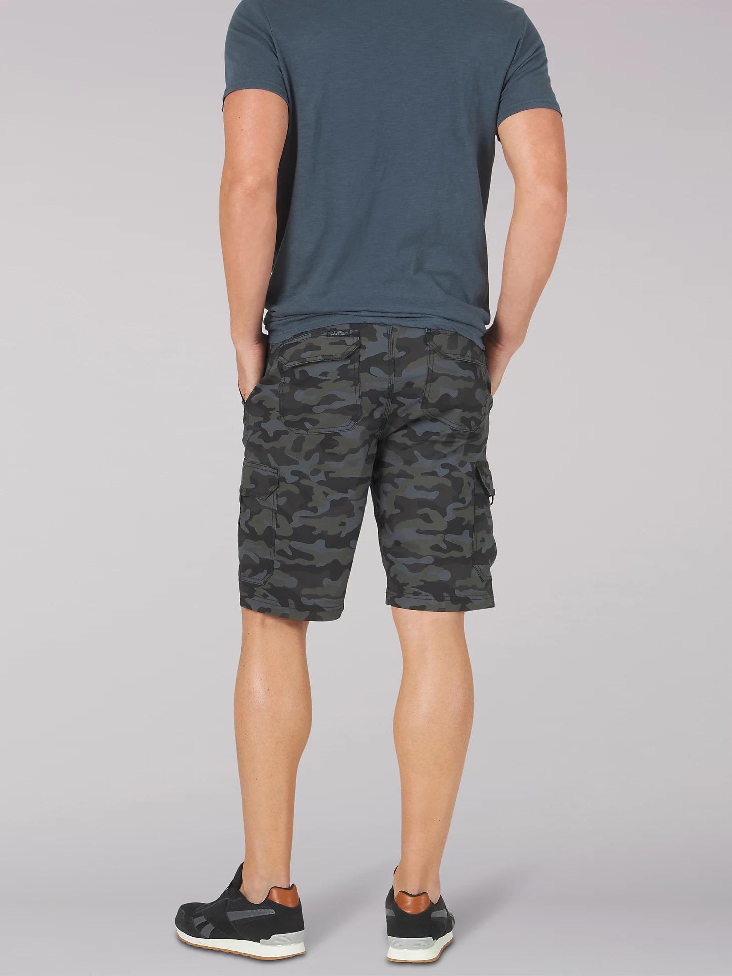 Men's Extreme Motion Crossroad Cargo Short | Men's Shorts | Lee® Product Image