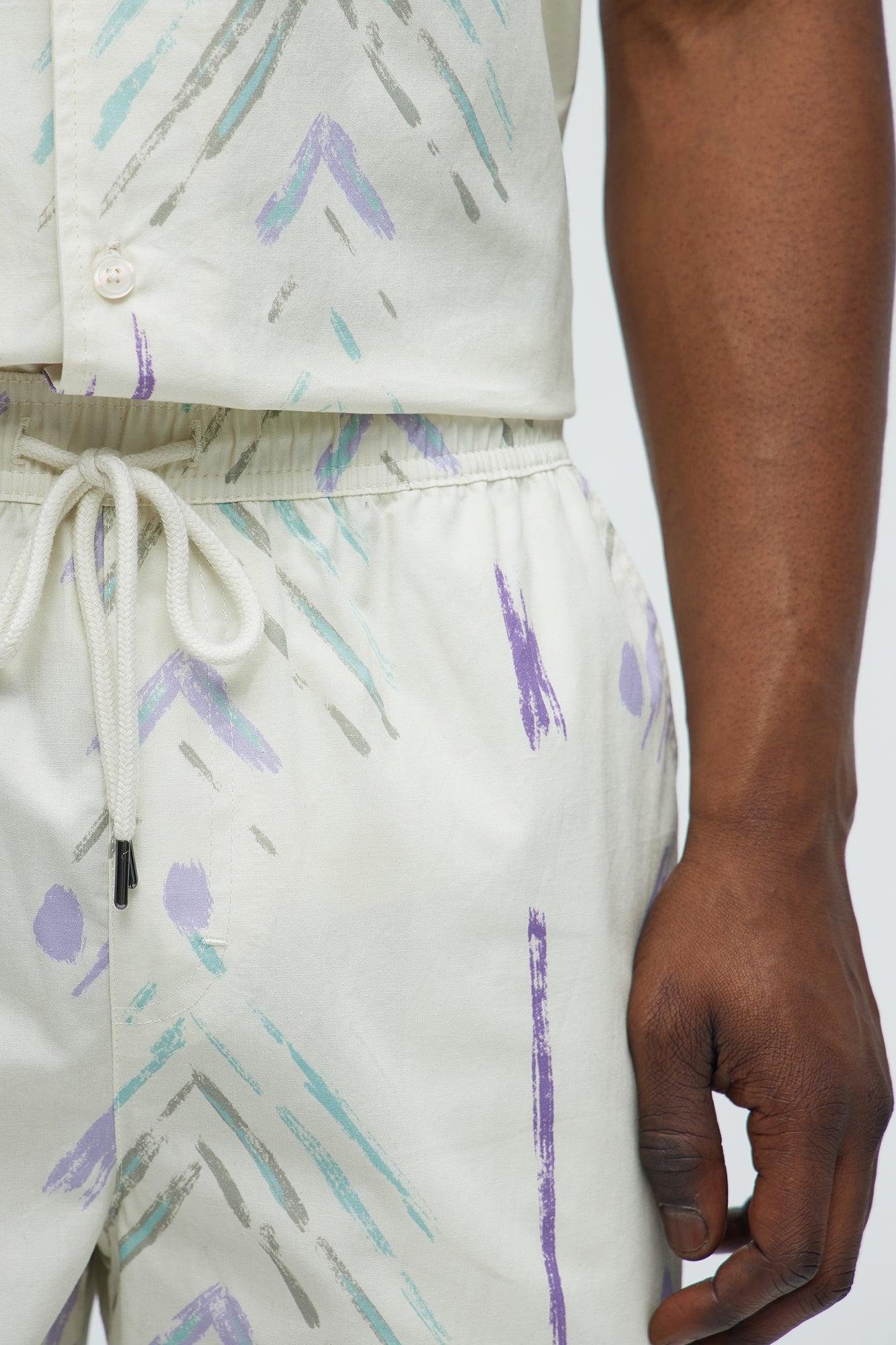 Strokes Poplin Relaxed Shorts - Cream Product Image