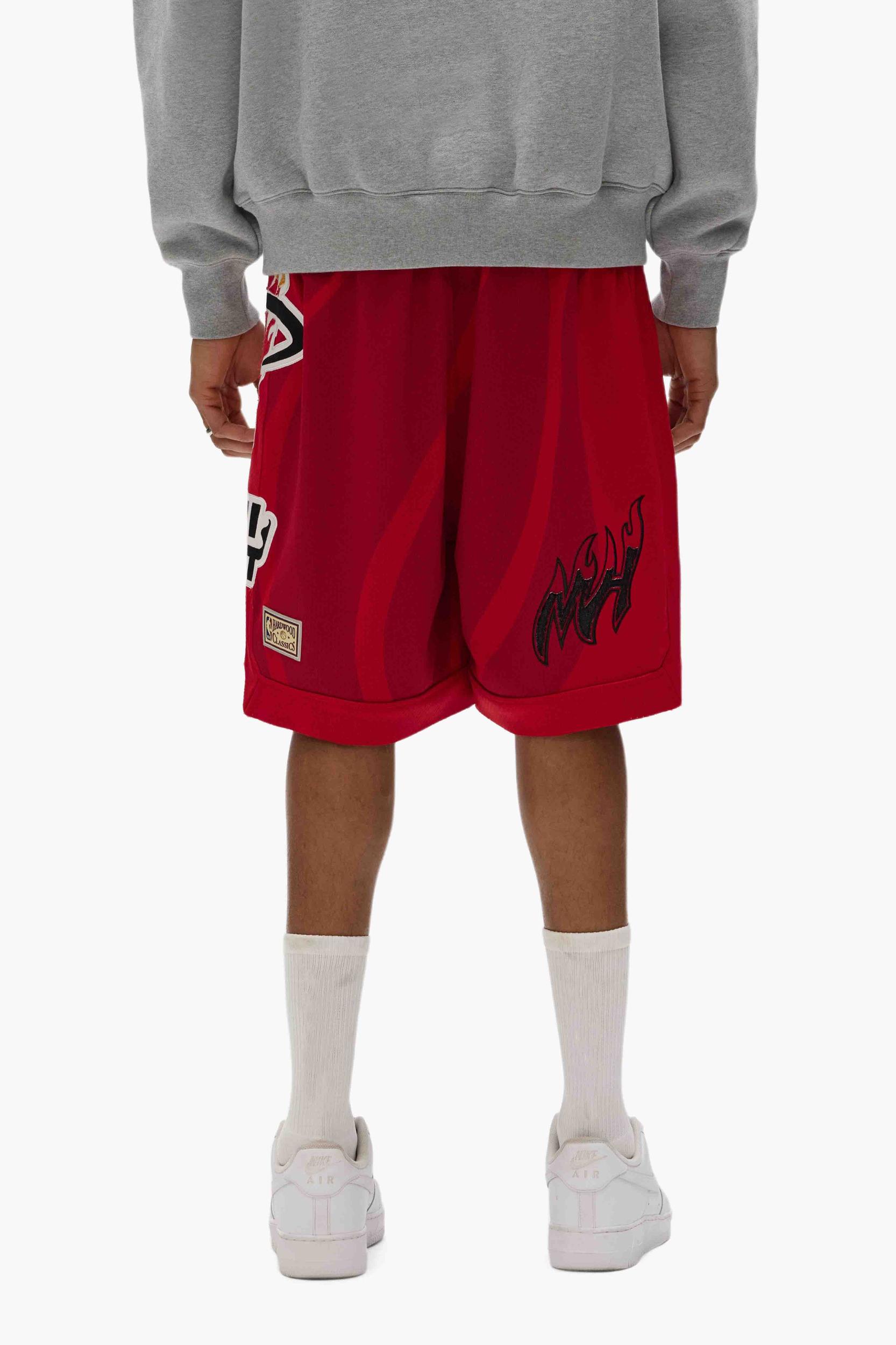 Miami Heat Mesh Shorts Male Product Image