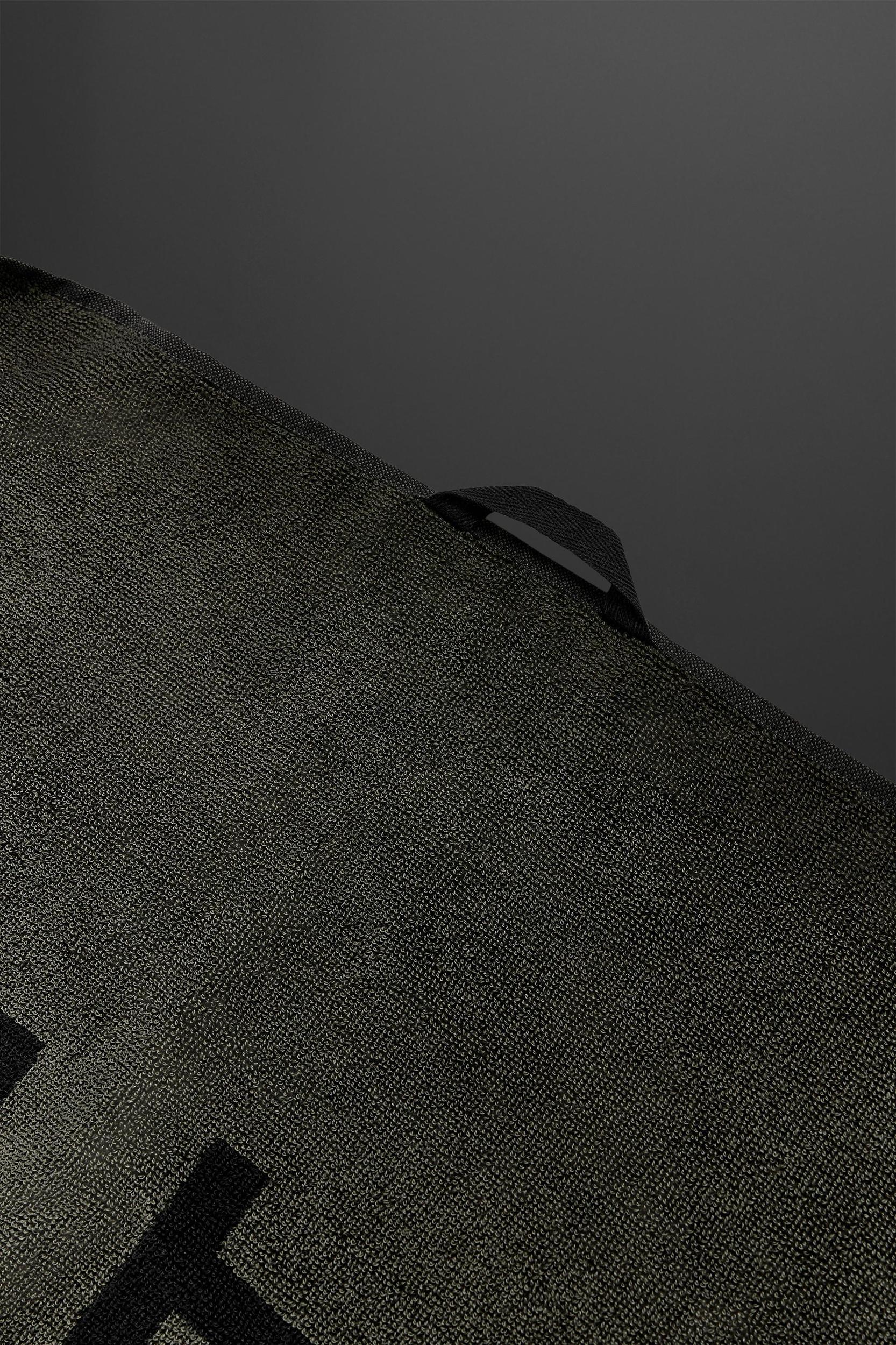 LARGE WORKOUT TOWEL Product Image