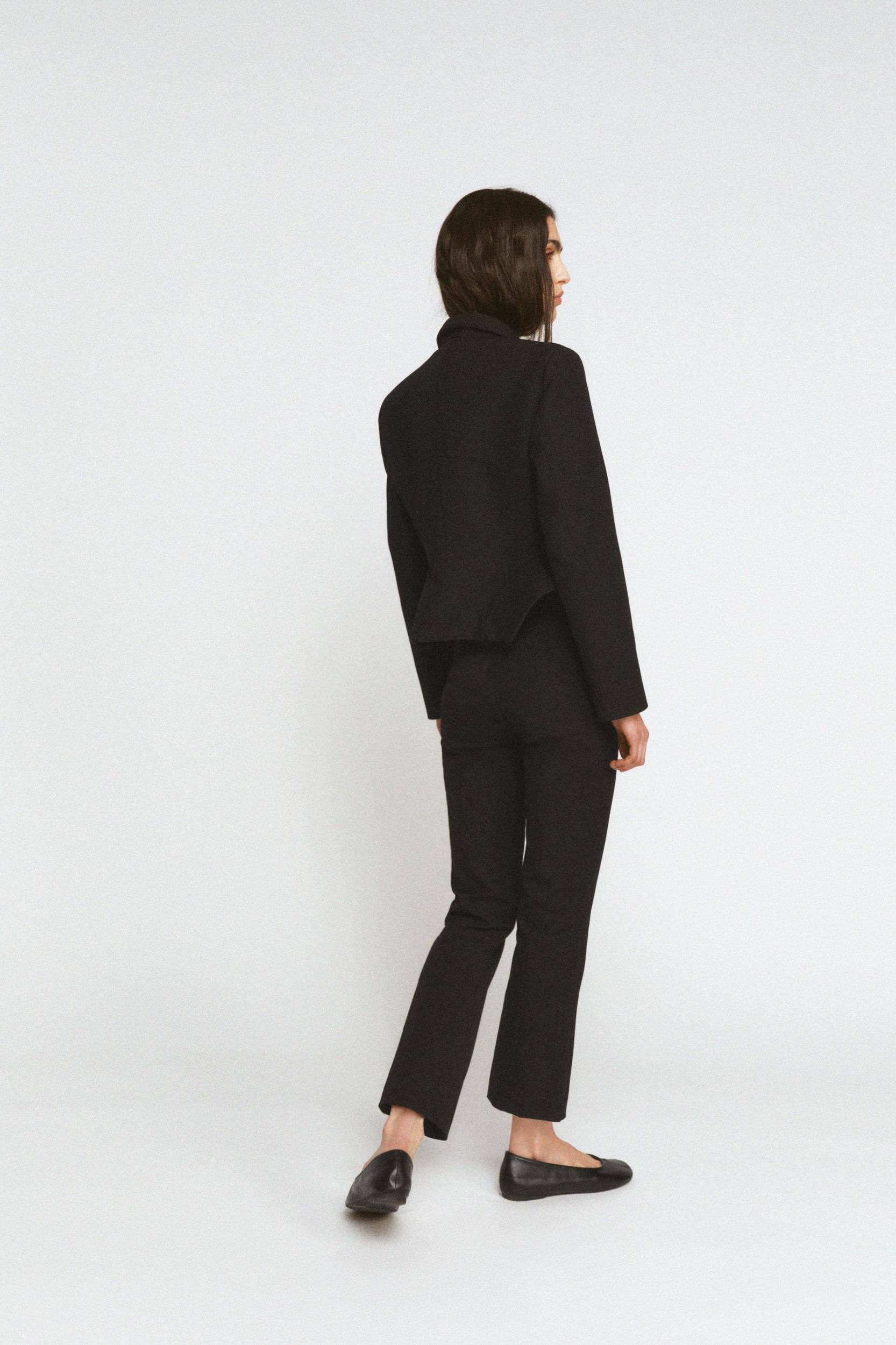 CROPPED TOPSTITCHED BLAZER ZW COLLECTION Product Image