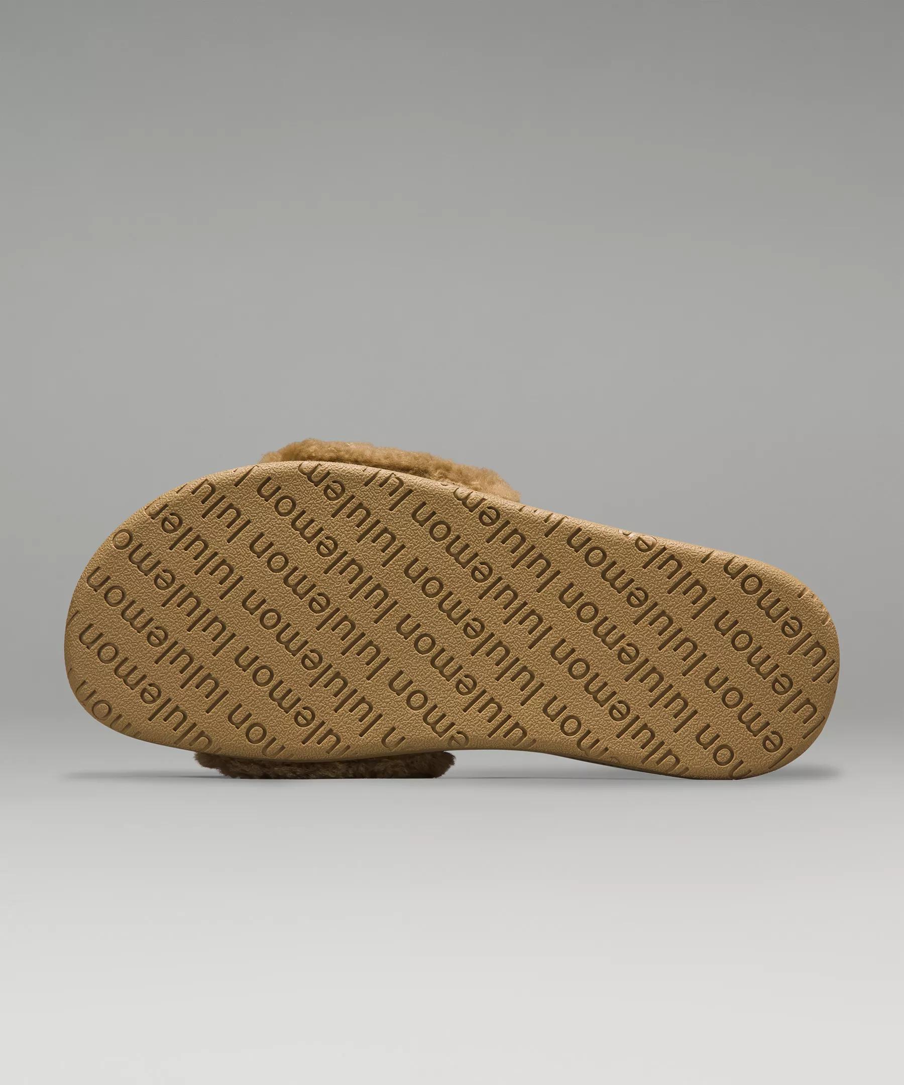 Women's Fleece Restfeel Slide Product Image