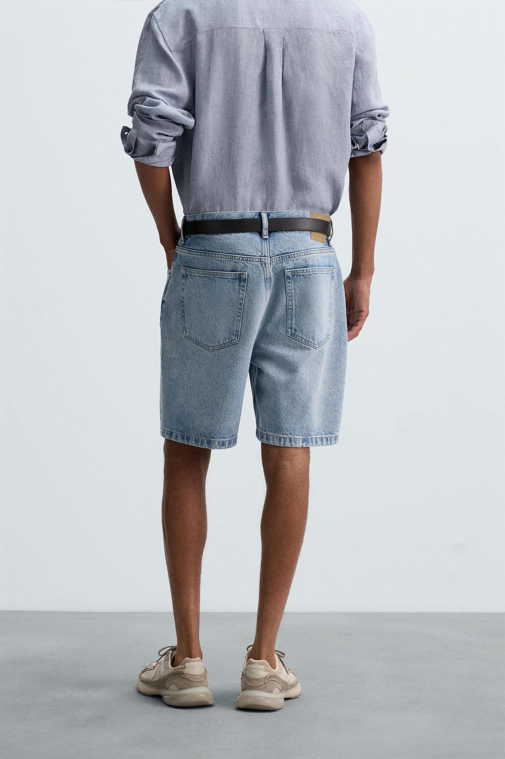 REGULAR FIT DENIM SHORTS Product Image