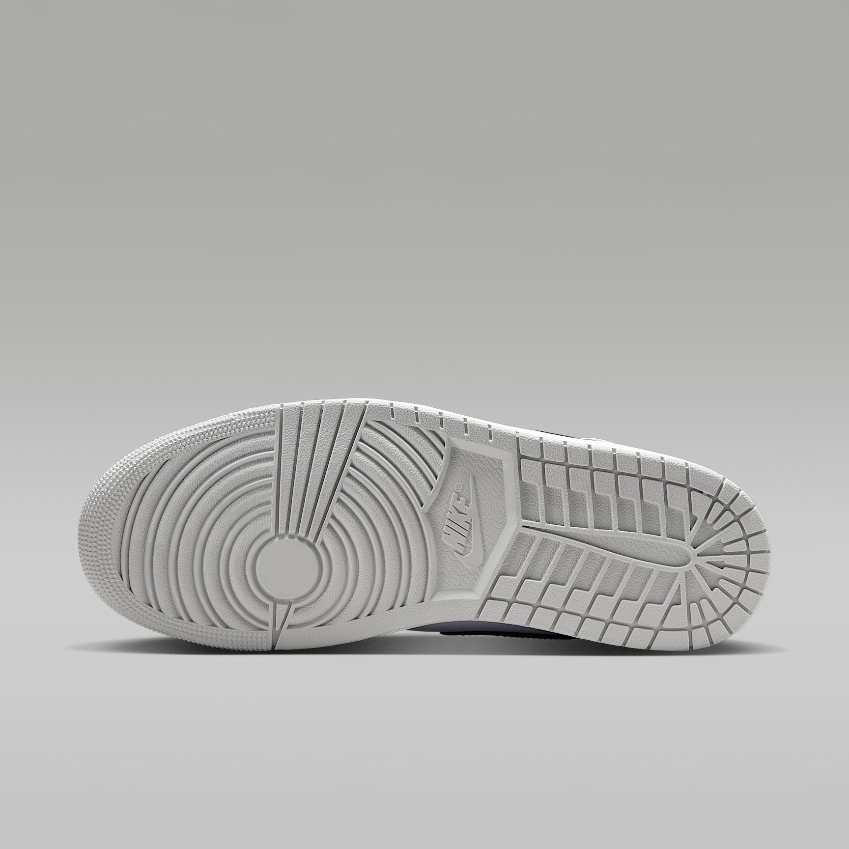 Men's Air Jordan 1 Mid Shoes Product Image