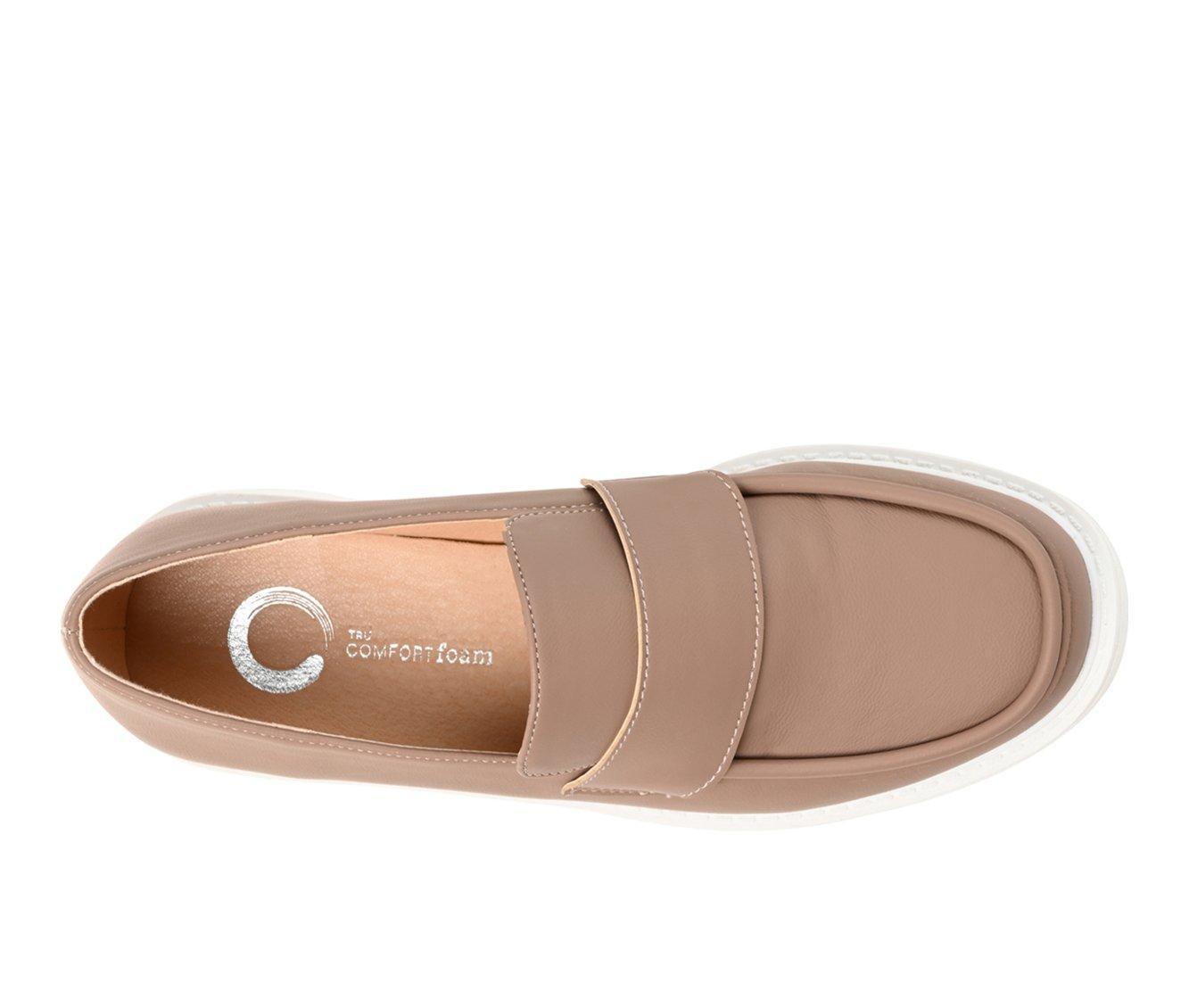 Women's Journee Collection Saydee Block Heel Loafers Product Image