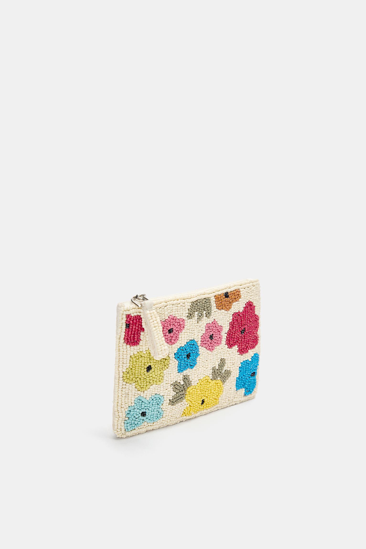 Purse with floral decorations Product Image