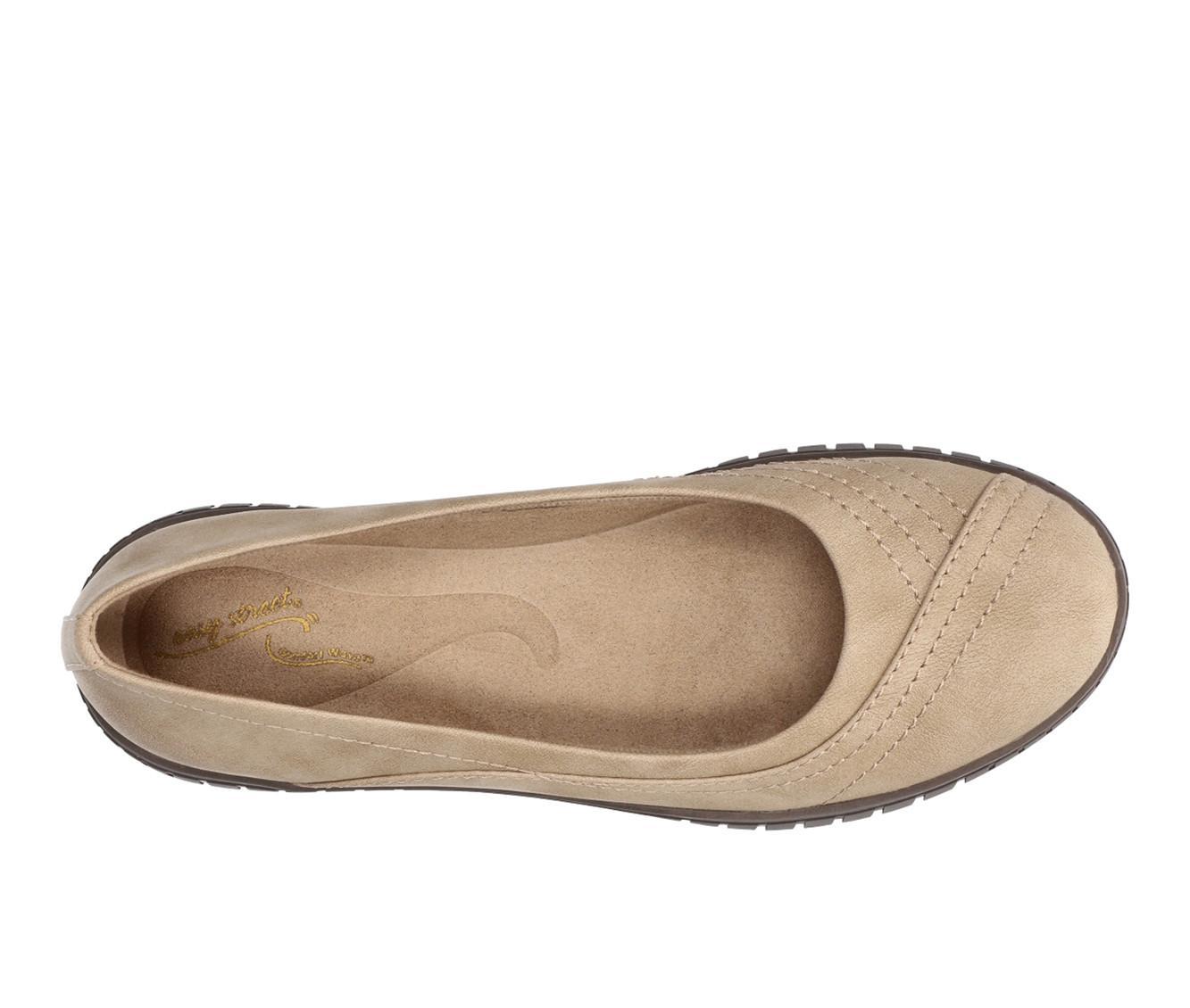 Women's Easy Street Cosma Product Image