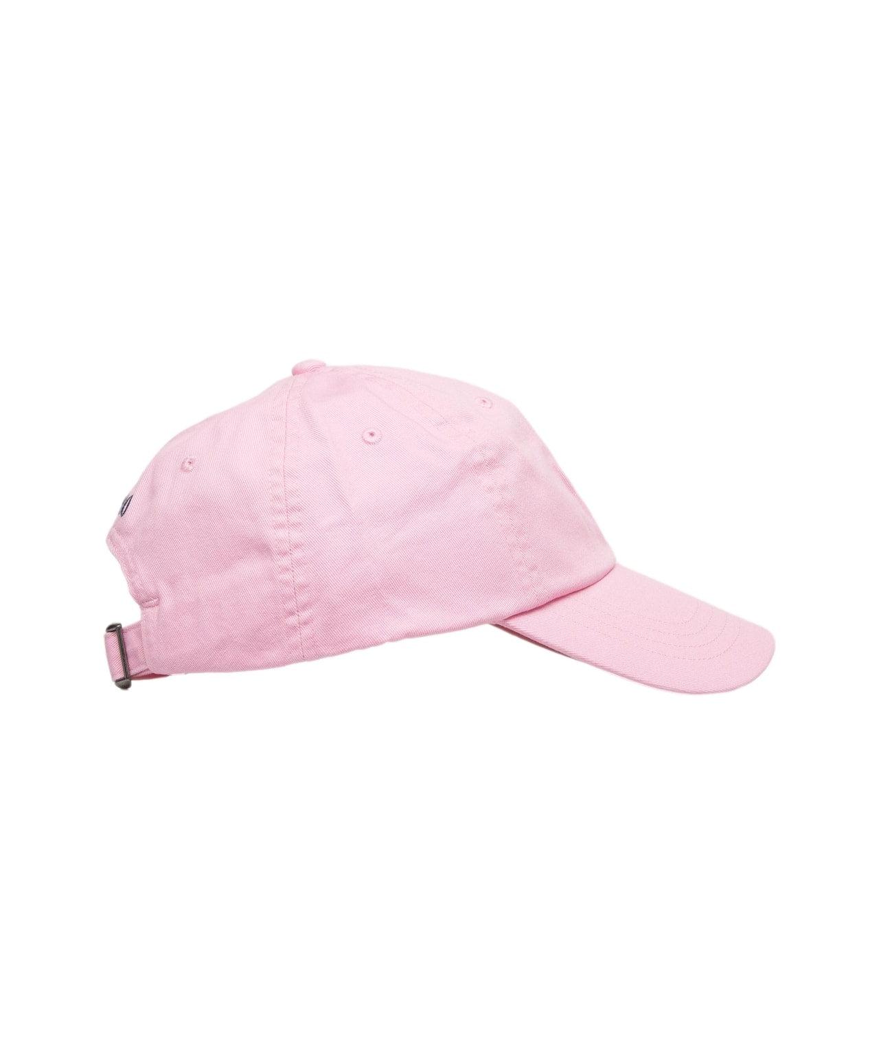 Baseball cap with logo embroidery Product Image