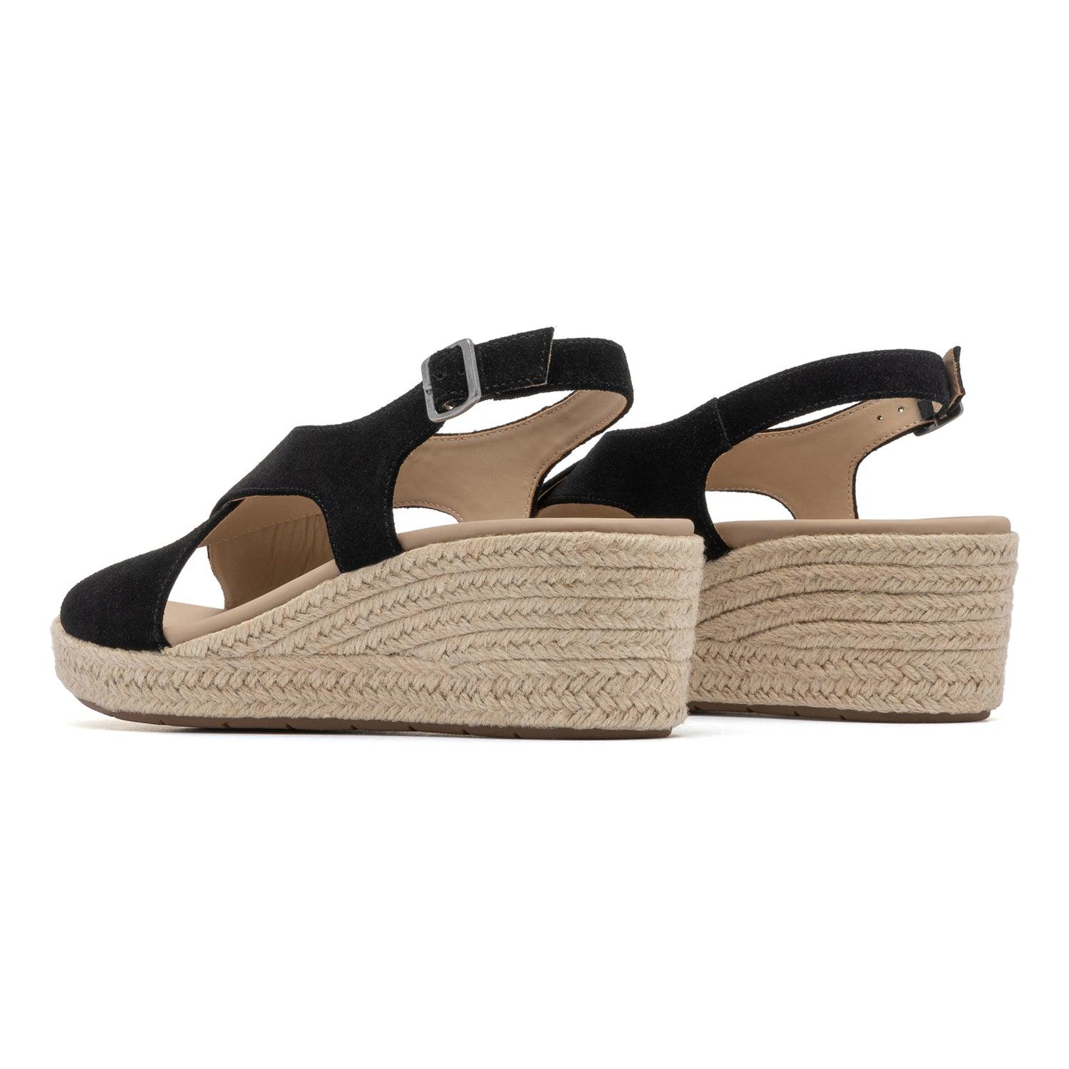 Riviera Cross Female Product Image