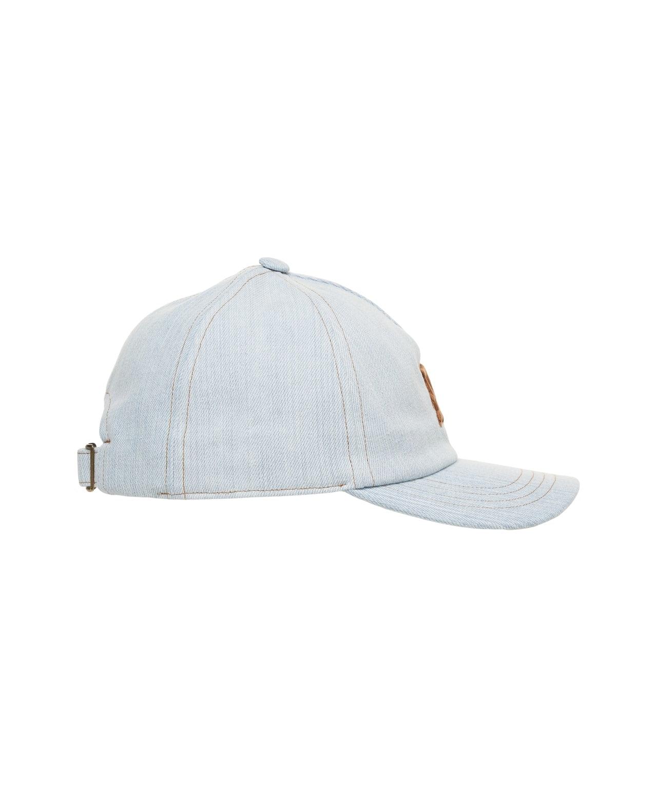 Baseball cap with logo embroidery Product Image