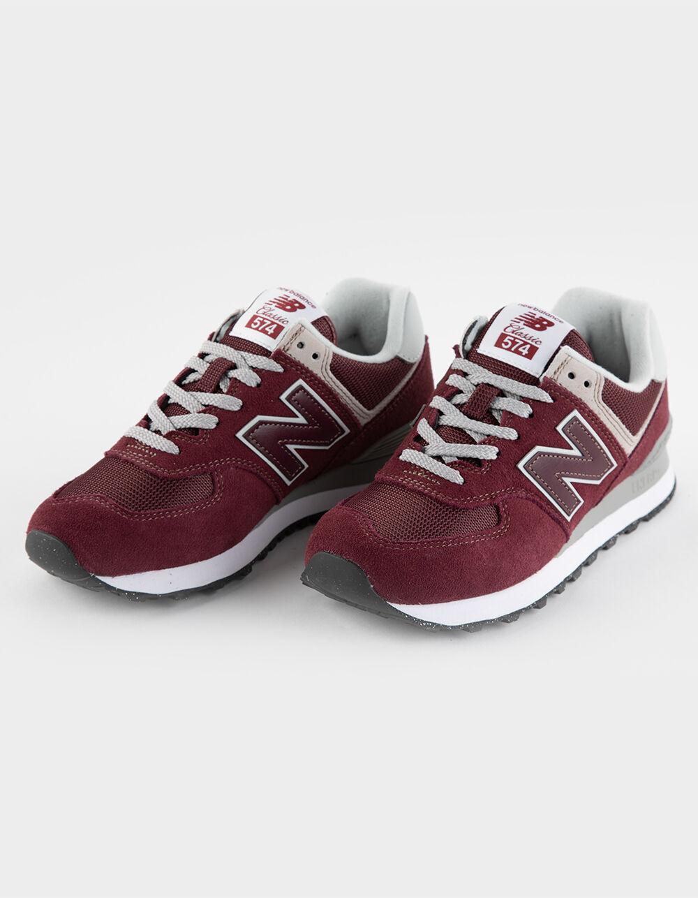 NEW BALANCE 574 Womens Shoes - BURGUNDY Product Image