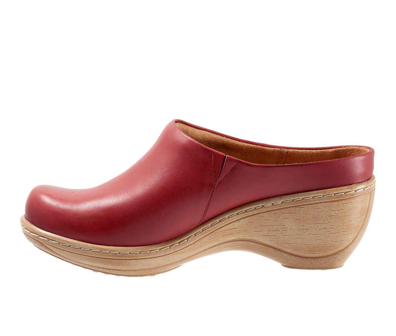 Women's Softwalk Madison Clogs Product Image