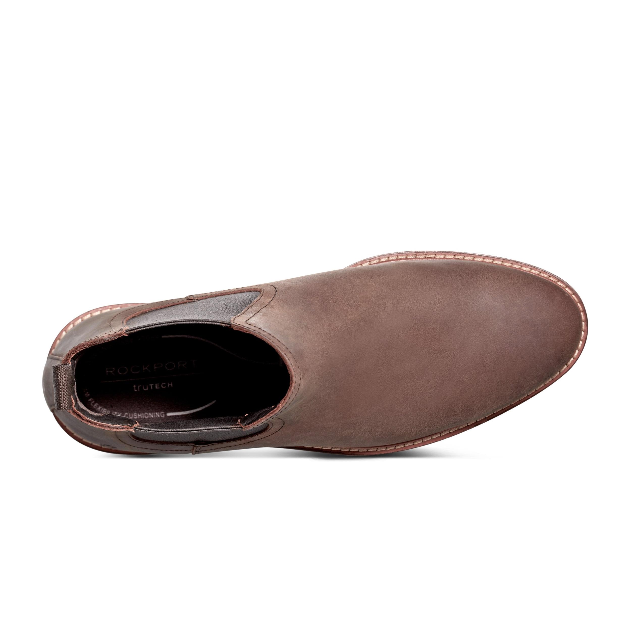 Men's Cassius Slip-on Almond Toe Boots Product Image