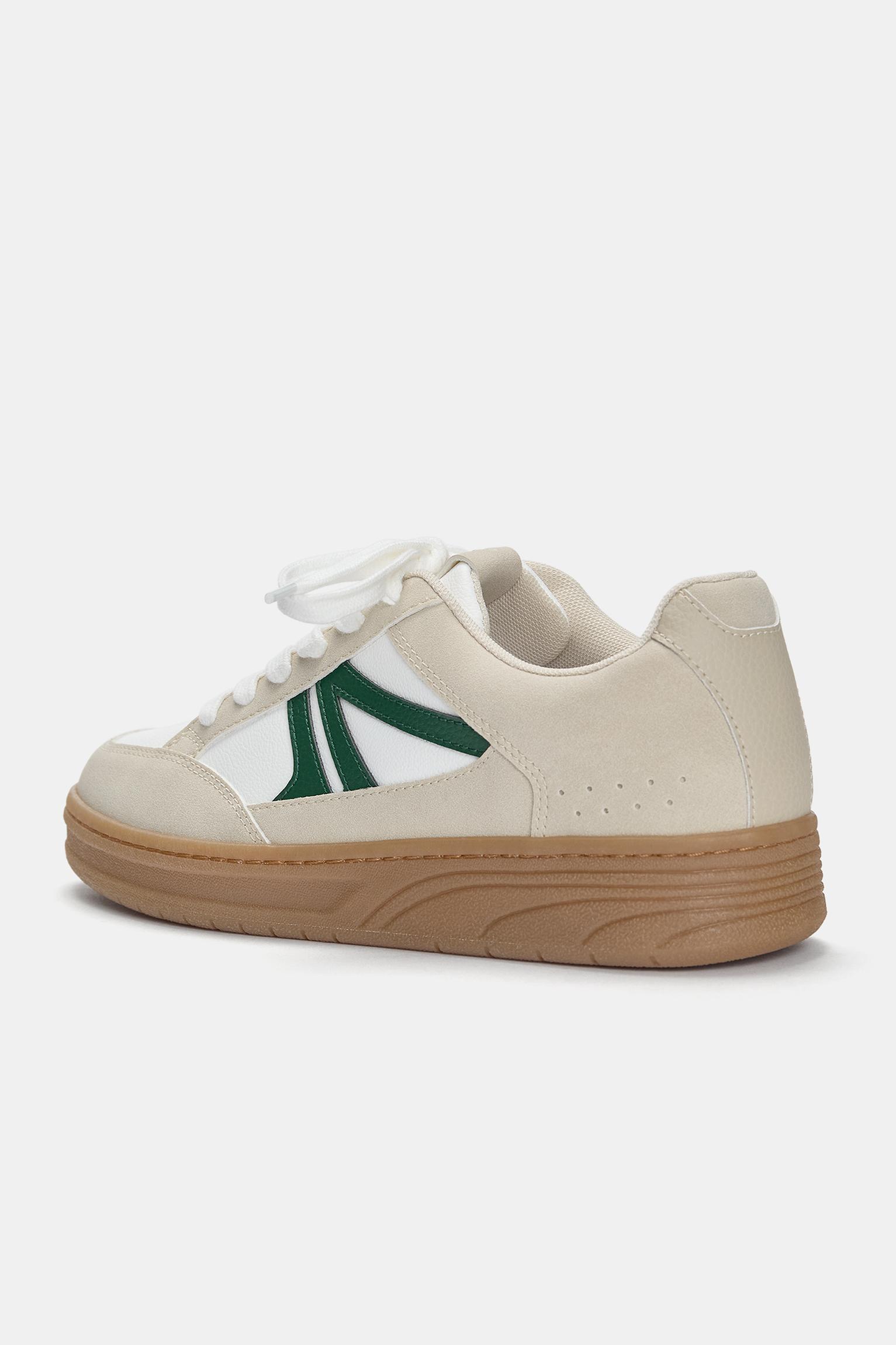 Retro multi-piece sneakers Product Image