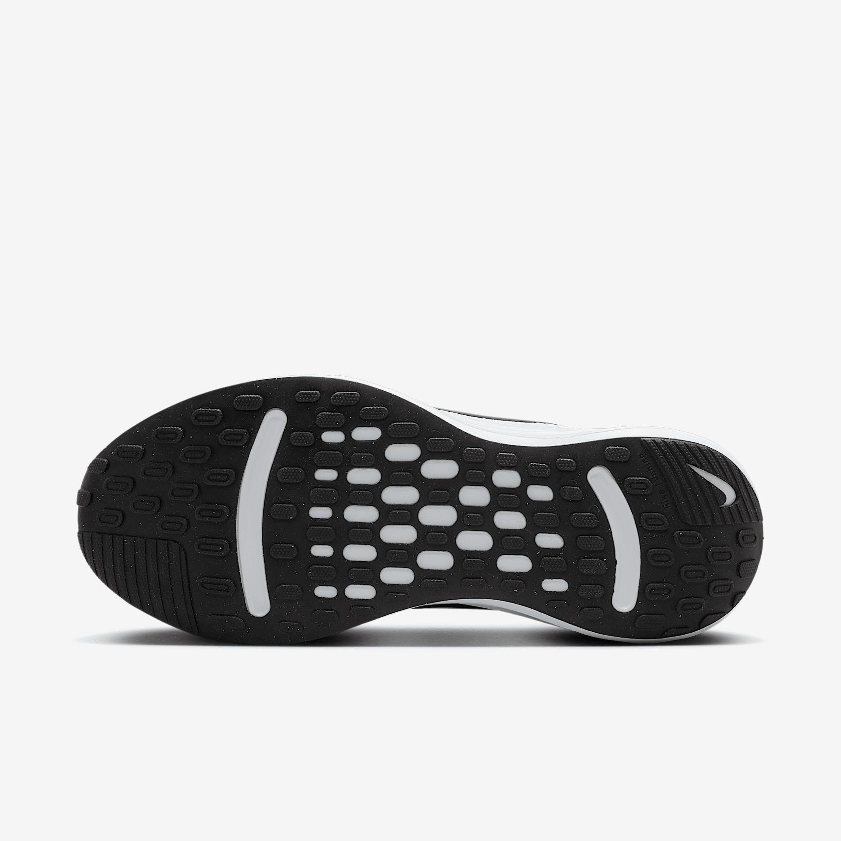 Nike Women's Journey Run Road Running Shoes Product Image