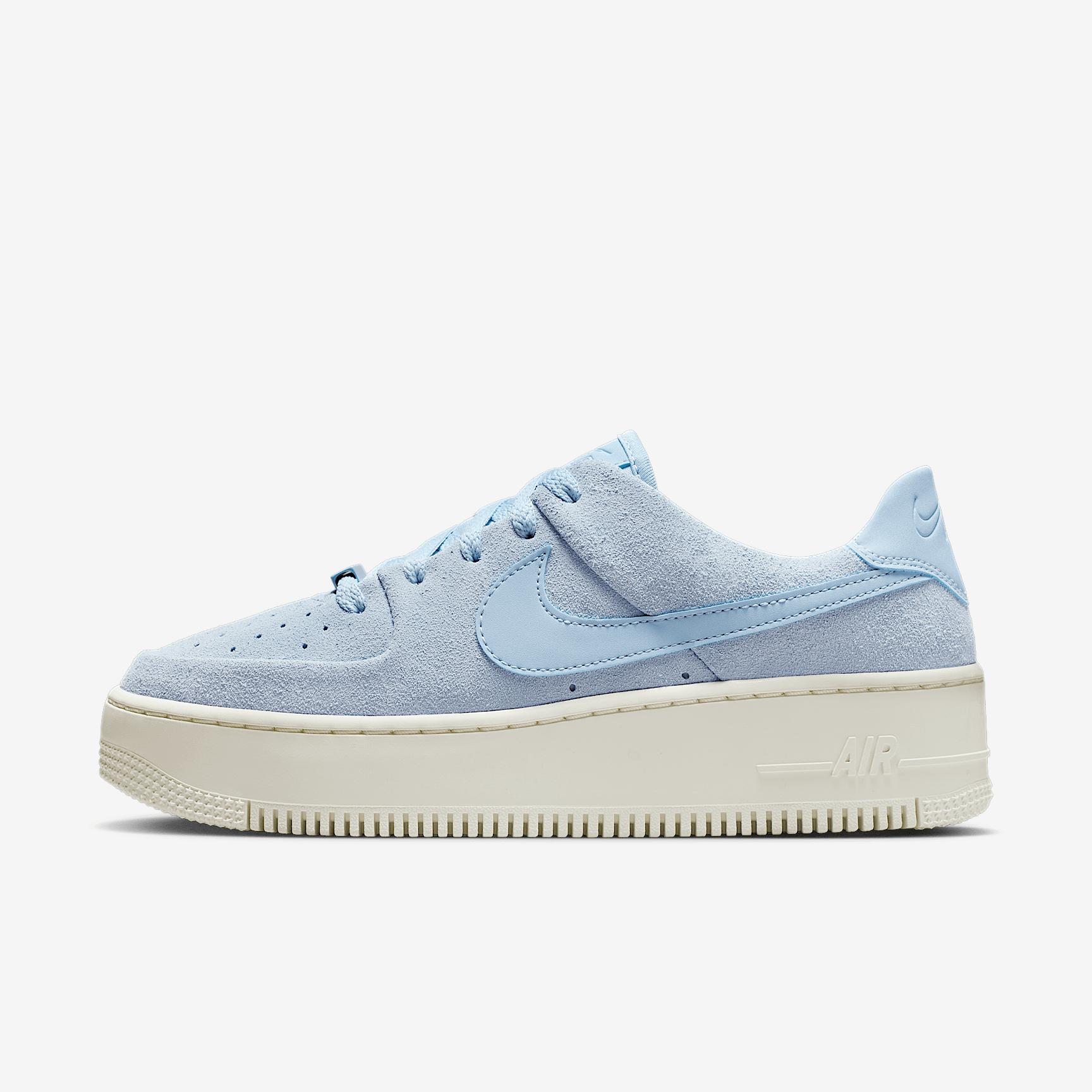 Nike Womens Air Force 1 Sage Low Shoes | AR5339-403 Product Image