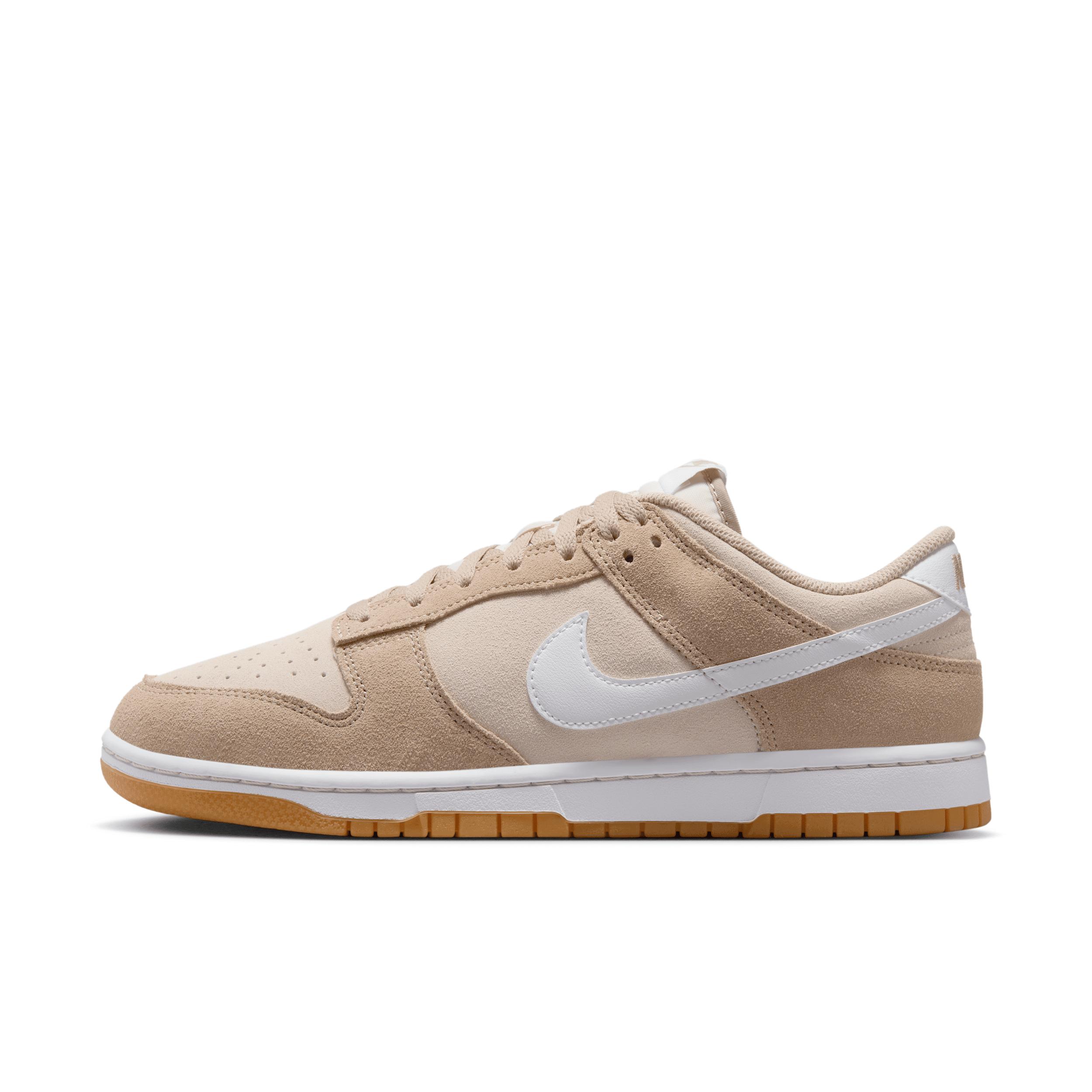 Nike Men's Dunk Low Retro SE Shoes Product Image