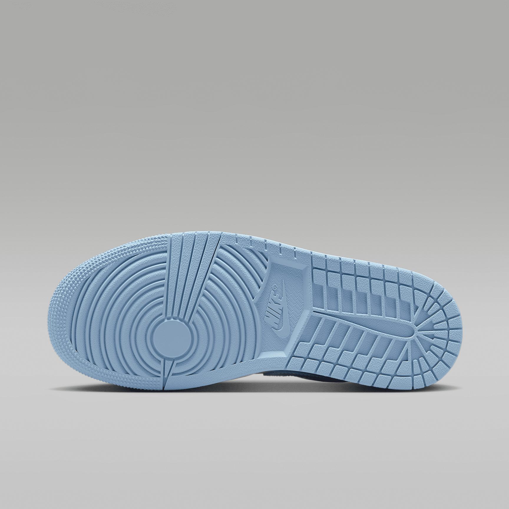 Jordan Womens Jordan AJ 1 Low - Womens Basketball Shoes White/Aluminum Product Image