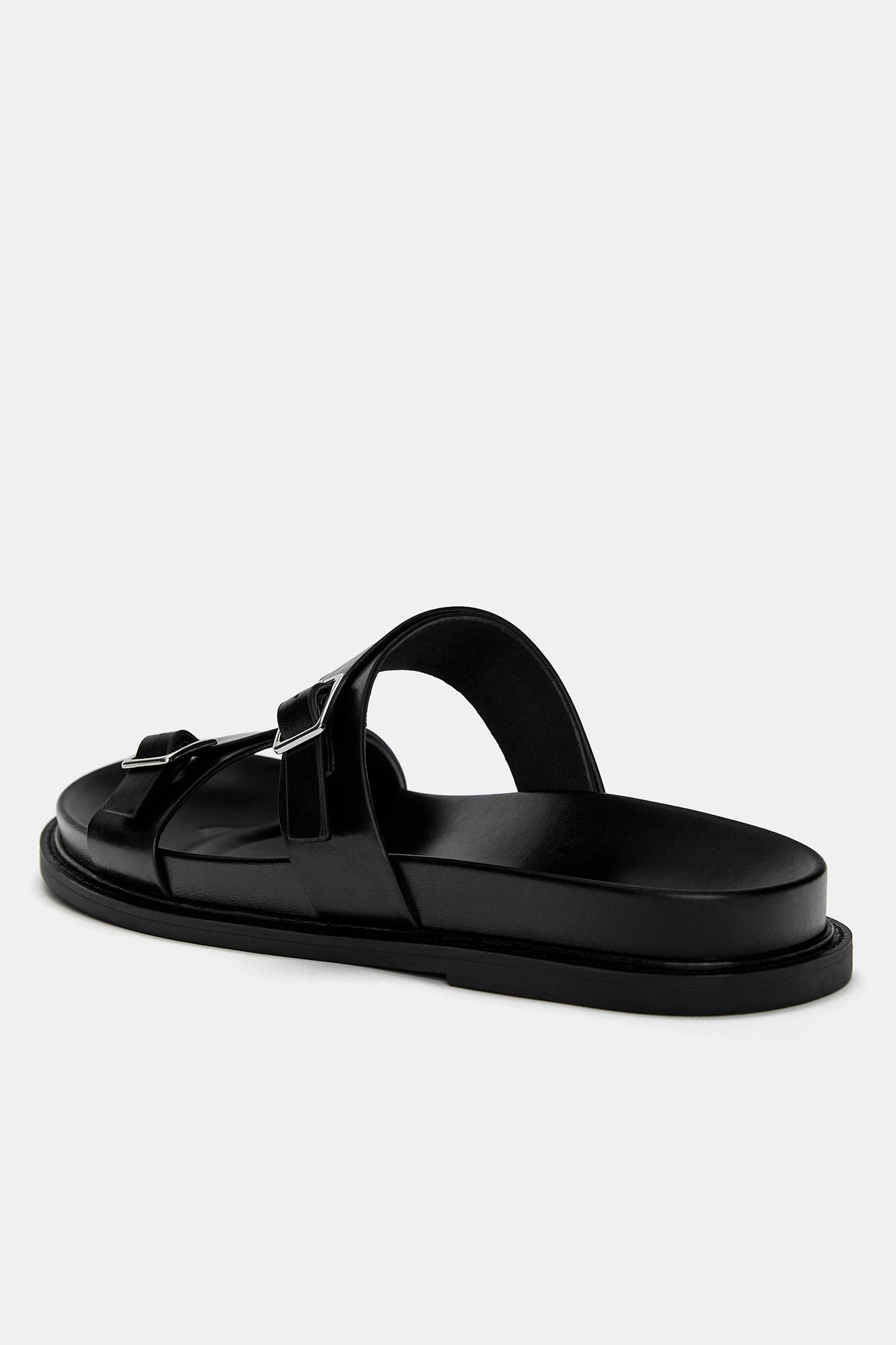 Flat sandals with straps Product Image