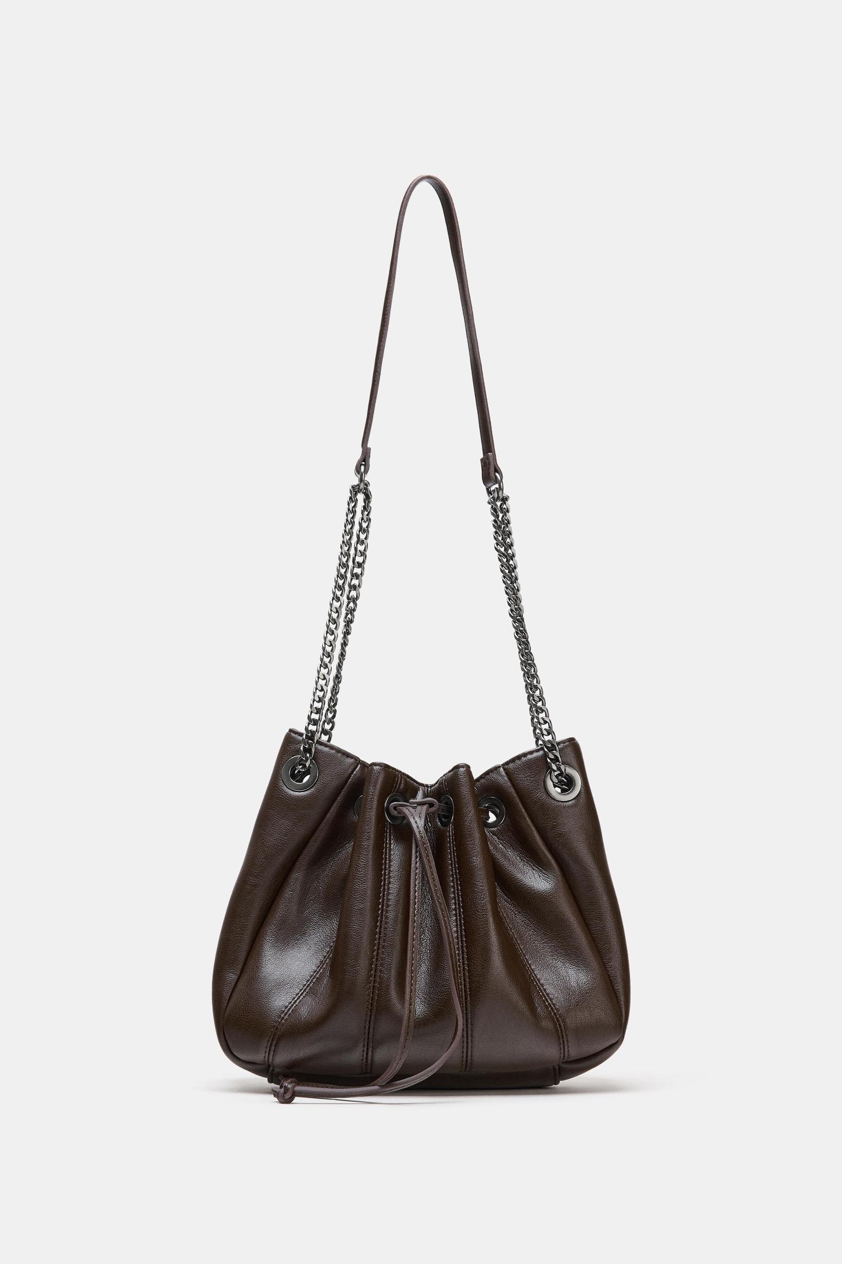 CHAIN TRIM GATHERED BUCKET BAG Product Image