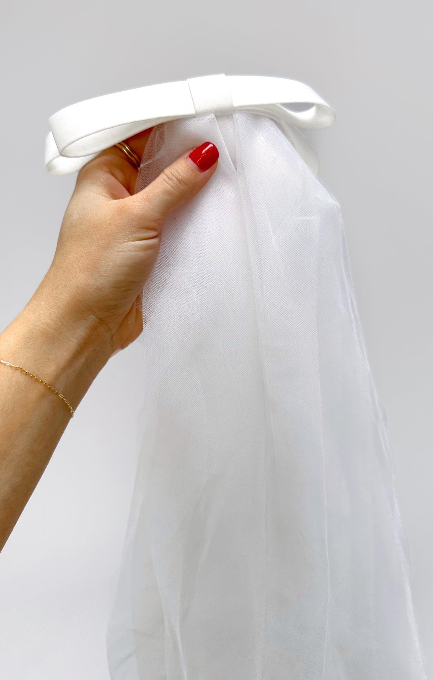 Ari Bow Veil ~ White Product Image