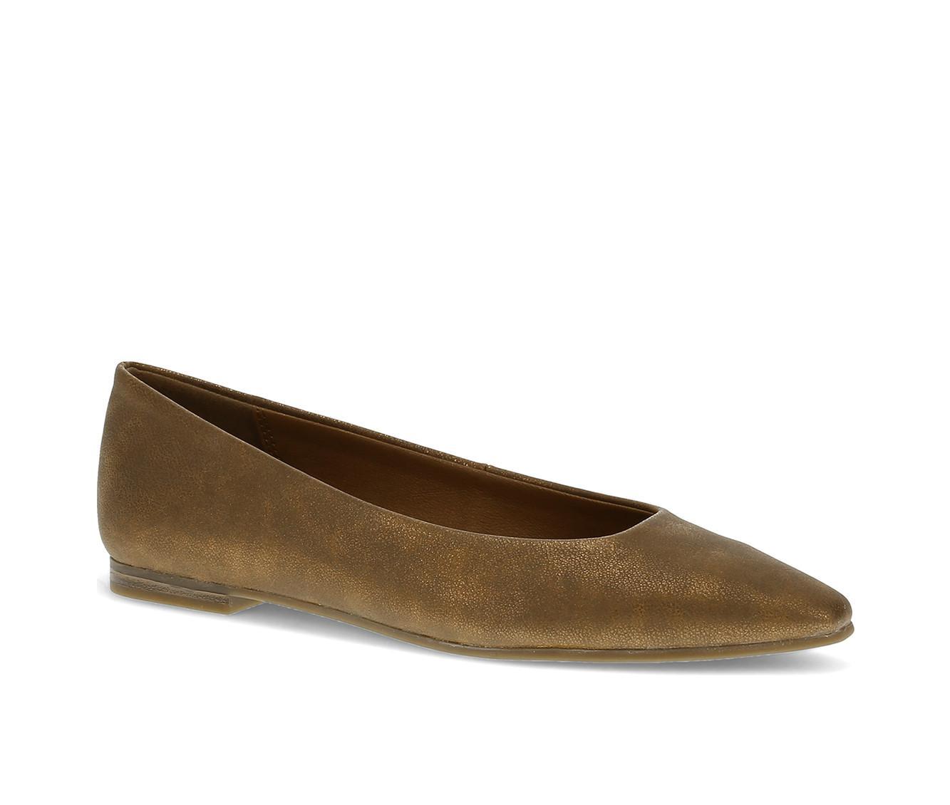 Women's Baretraps Rhonda Flats Product Image