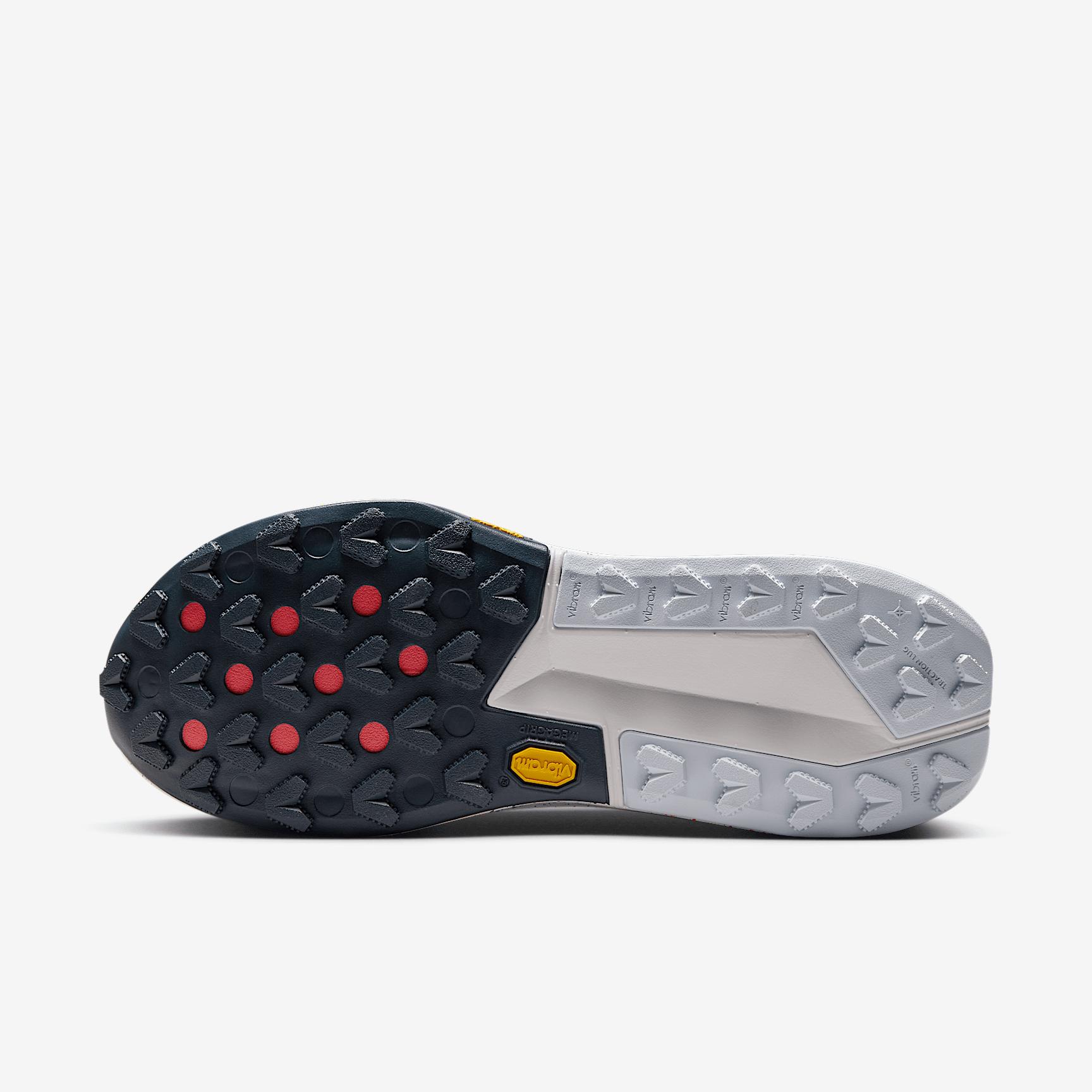 Nike Zegama 2 Women's Trail Running Shoes Product Image