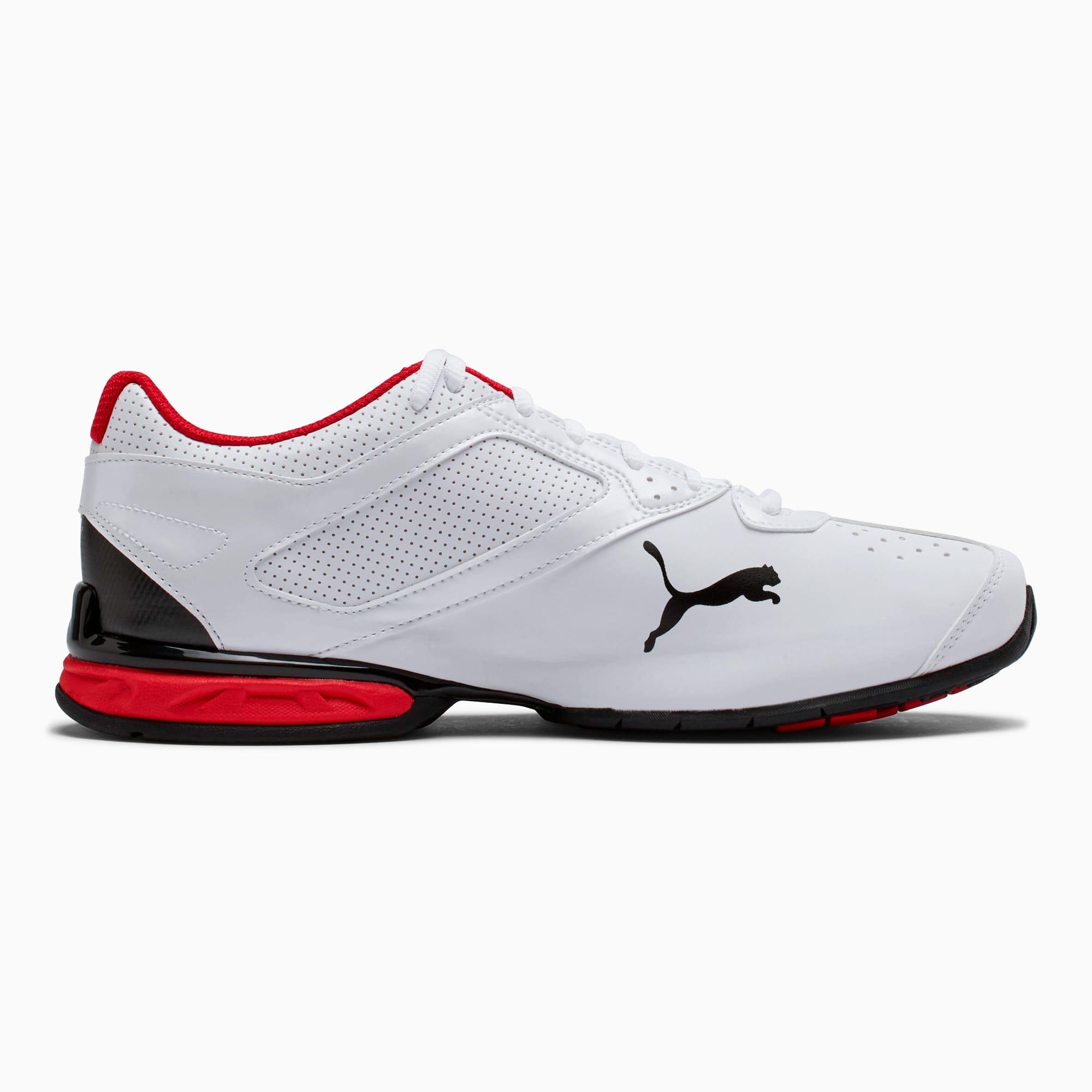 Tazon 6 FM Men's Sneakers Product Image