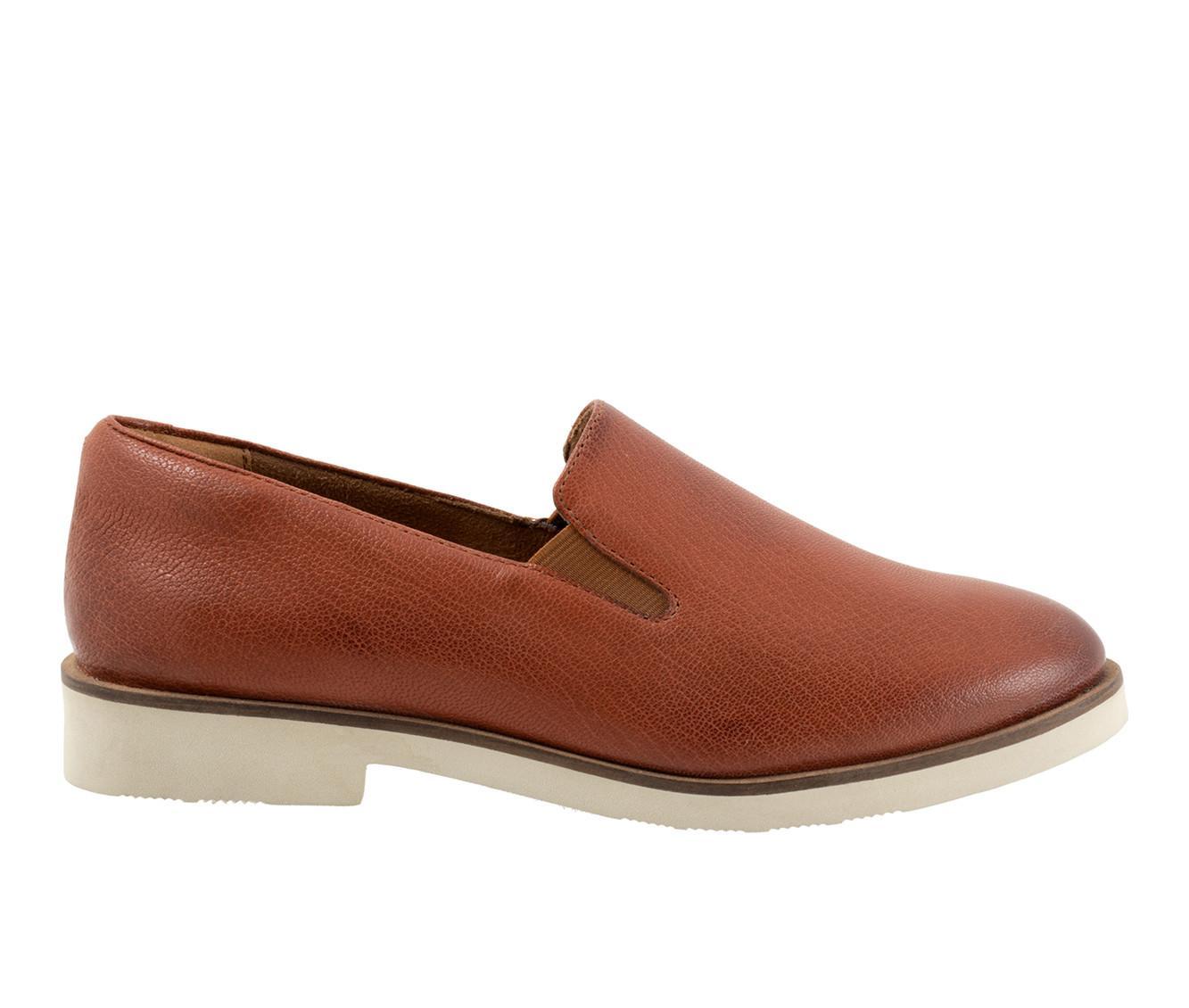 Women's Softwalk Whistle II Heeled Loafers Product Image