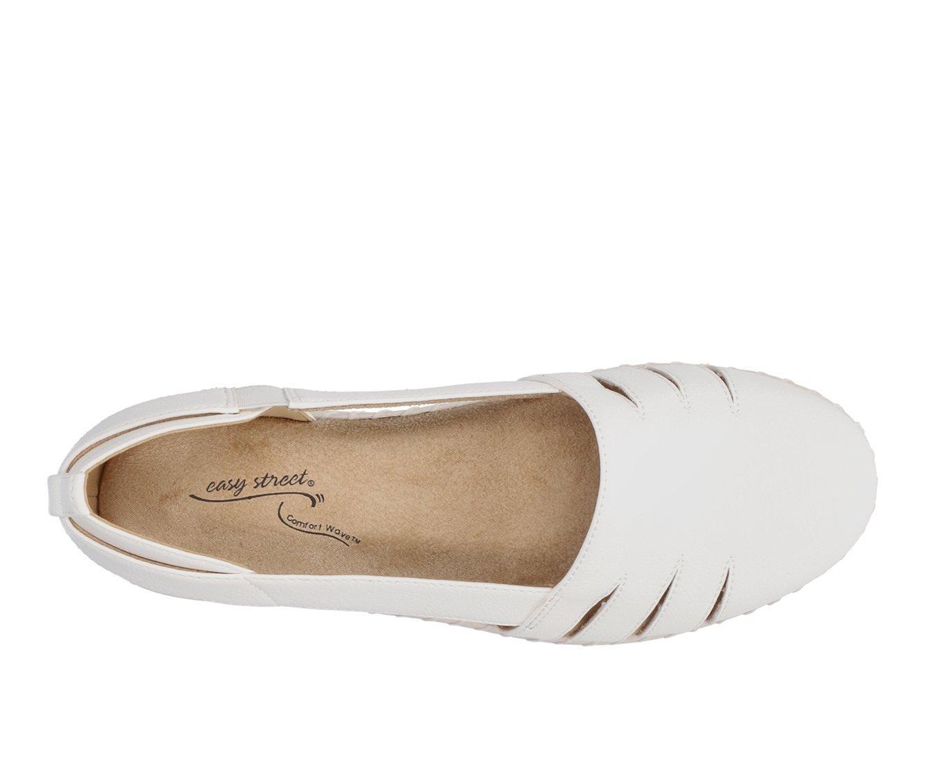 Women's Easy Street Bugsy Slip Ons Product Image