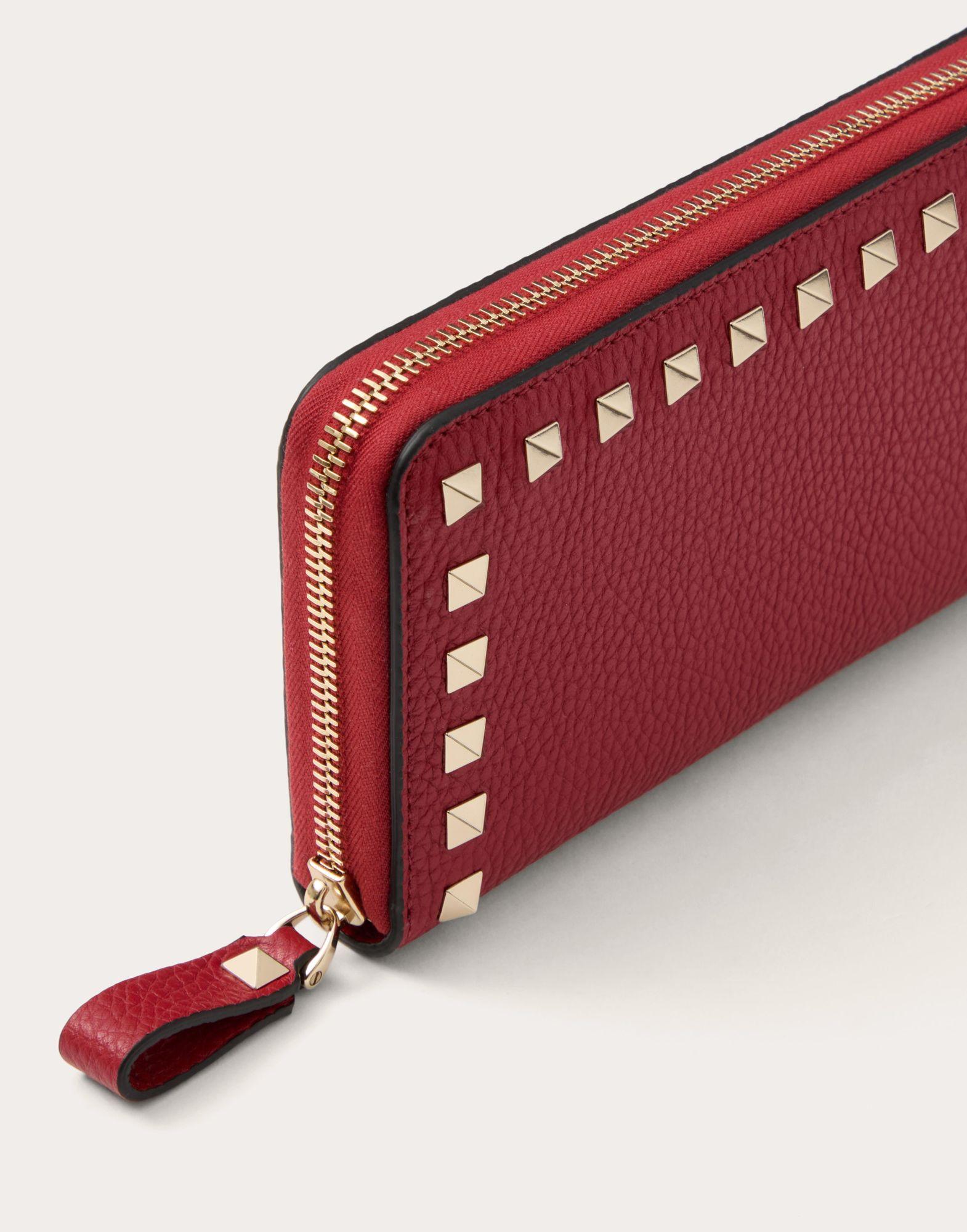 Rockstud Grainy Calfskin Zippered Wallet  Product Image