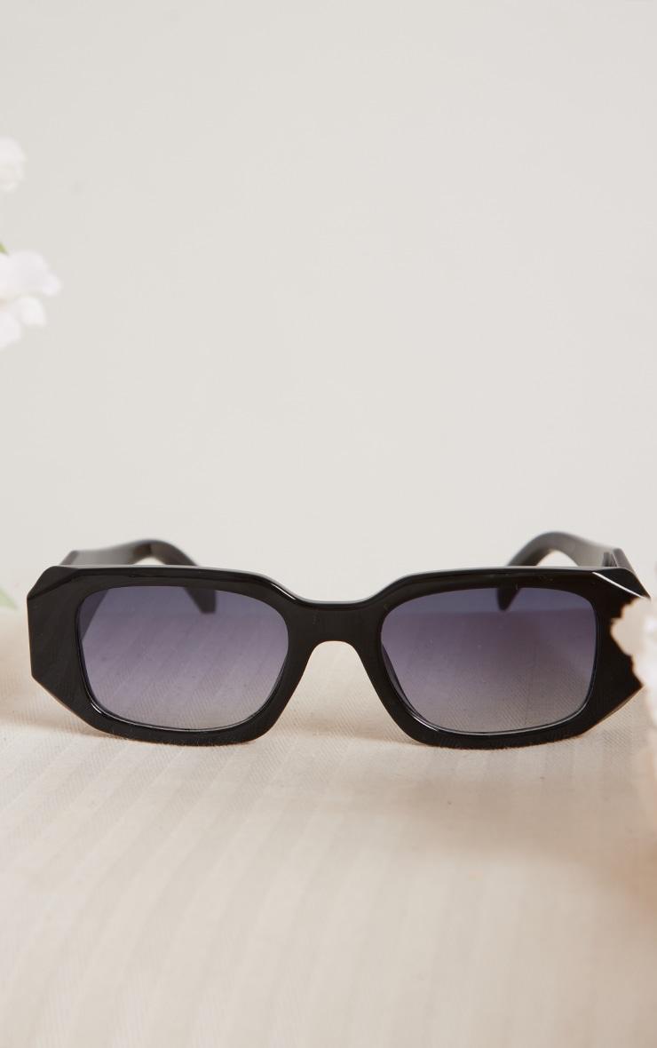 Black Diamond Detail Rectangular Frame Sunglasses Product Image