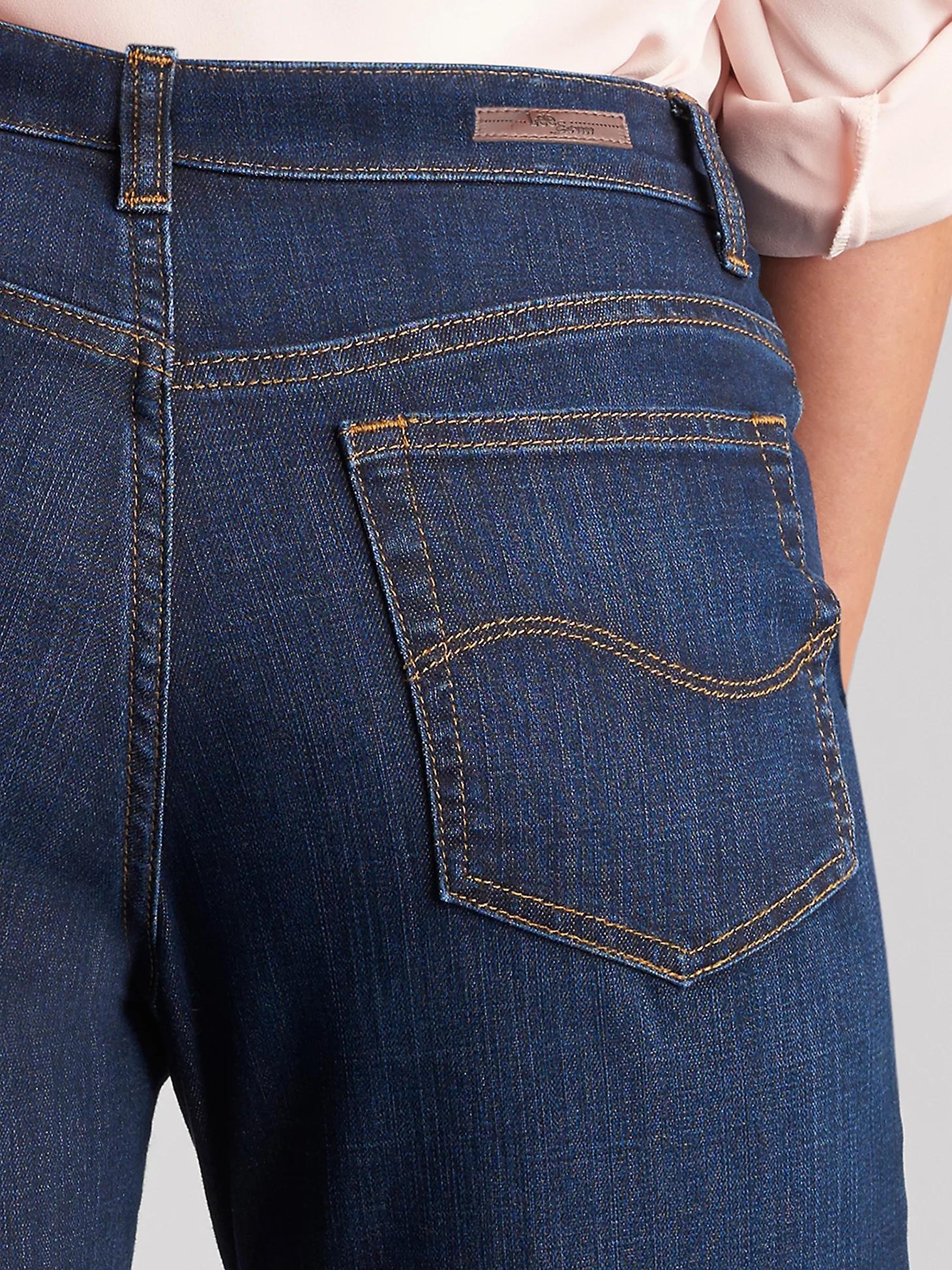 Women’s Stretch Relaxed Fit Straight Leg Jean | Women's Jeans | Lee® Product Image