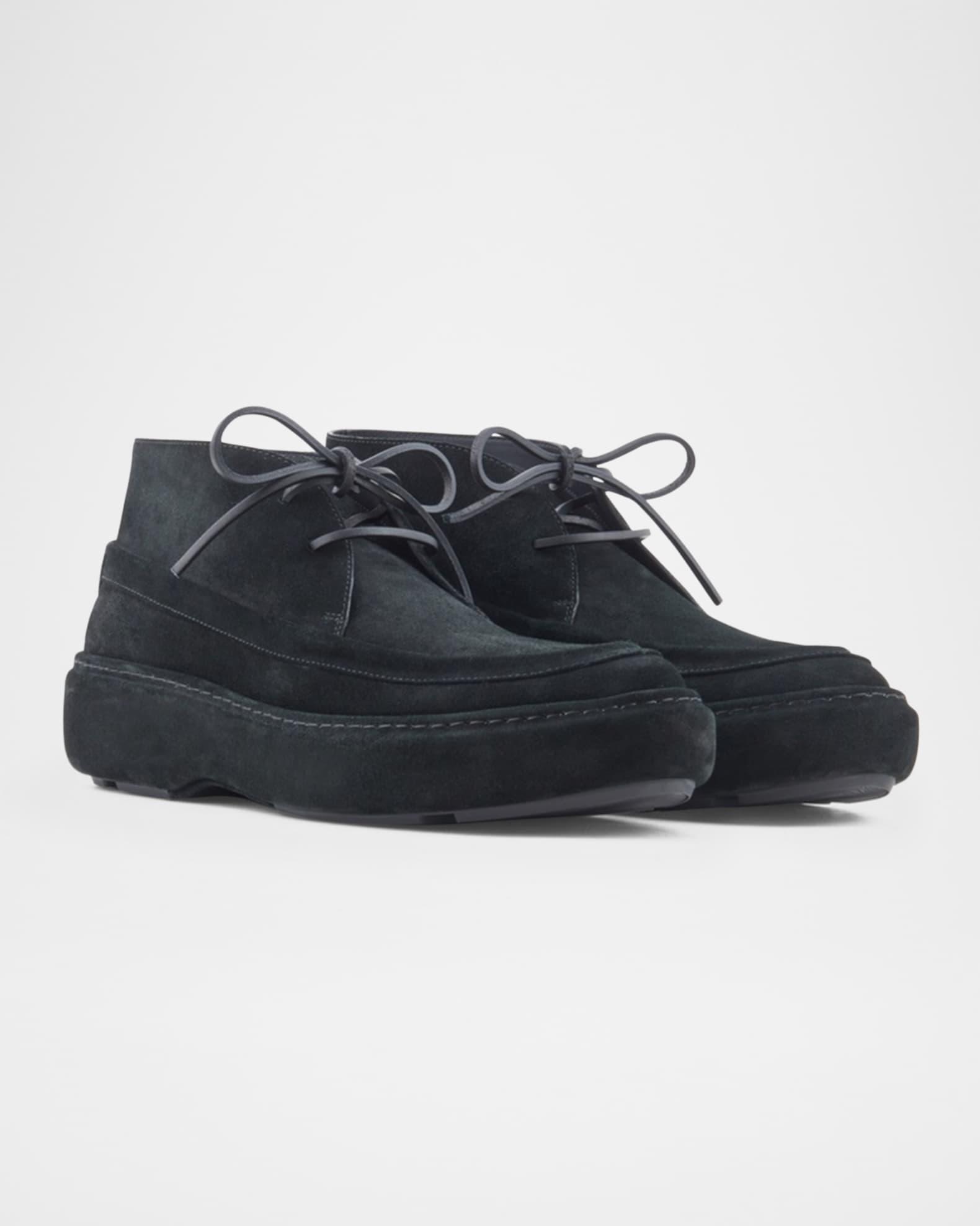 Men's Suede Low Chukka Boots Product Image