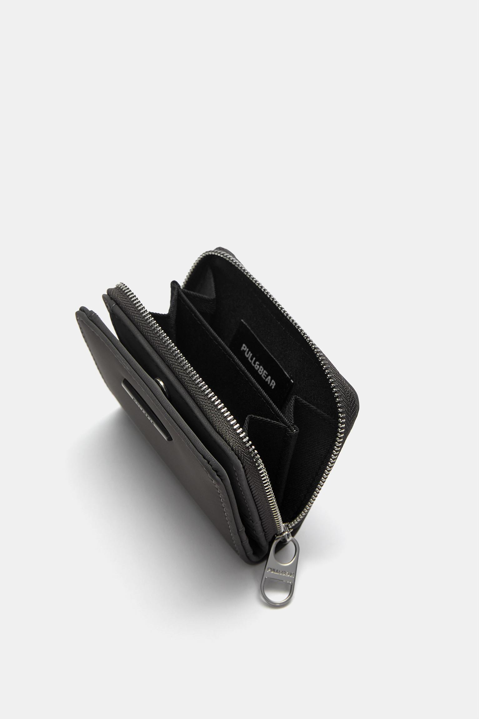 Rubberized wallet Product Image