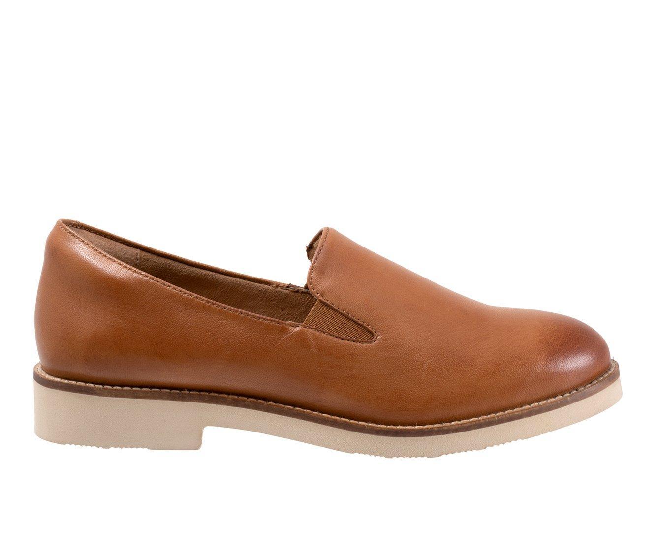 Women's Softwalk Whistle II Heeled Loafers Product Image